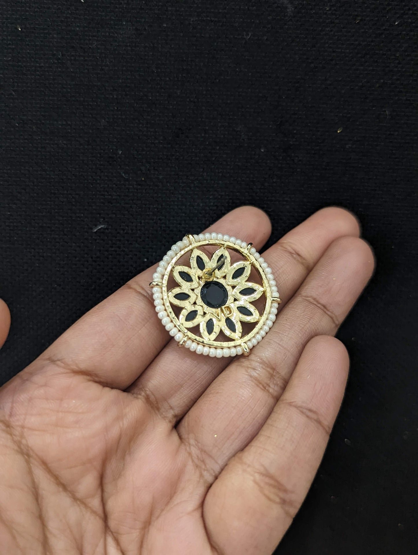 Black polki stud earrings