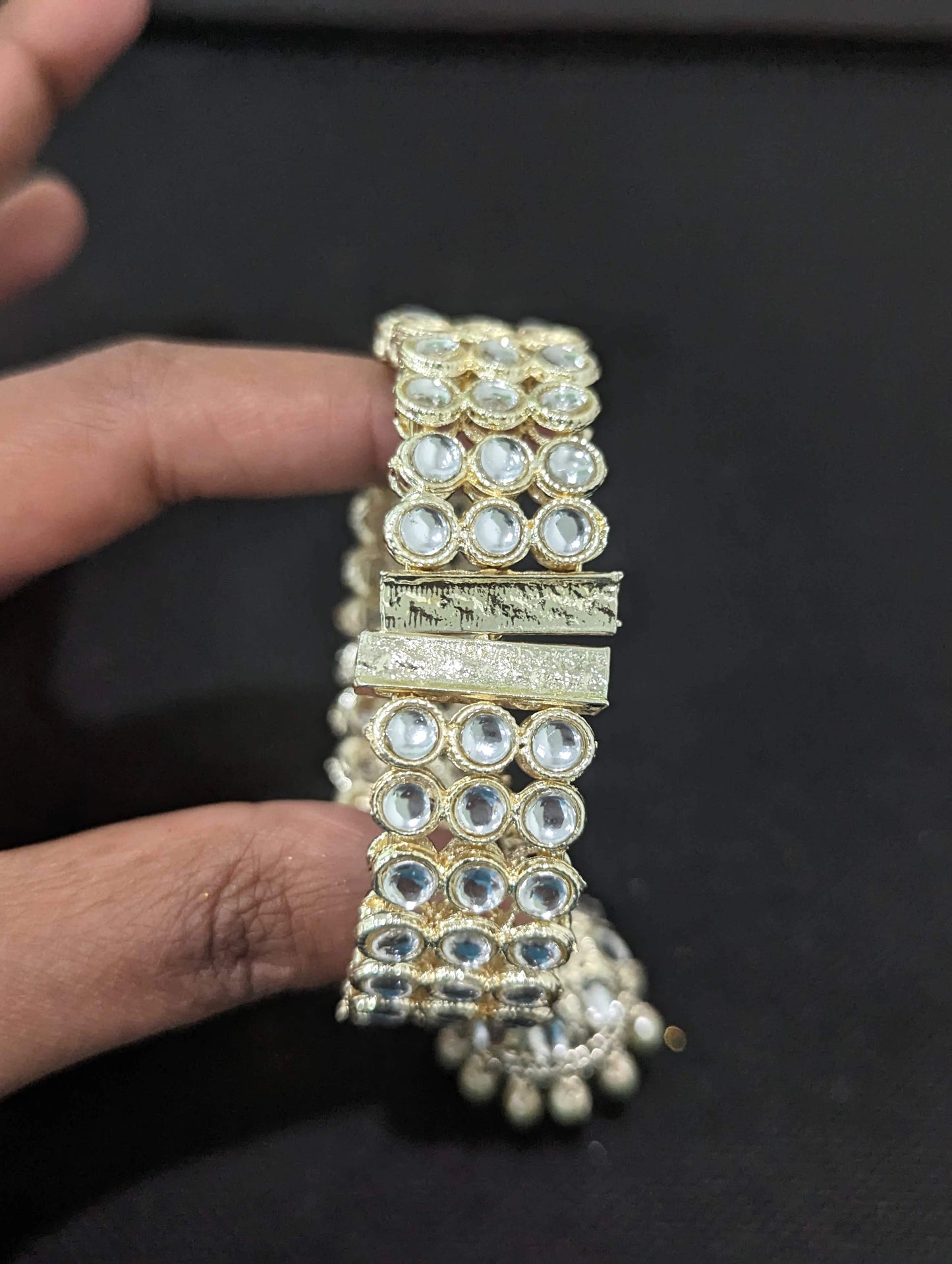 Glass kundan stone bracelet - D1