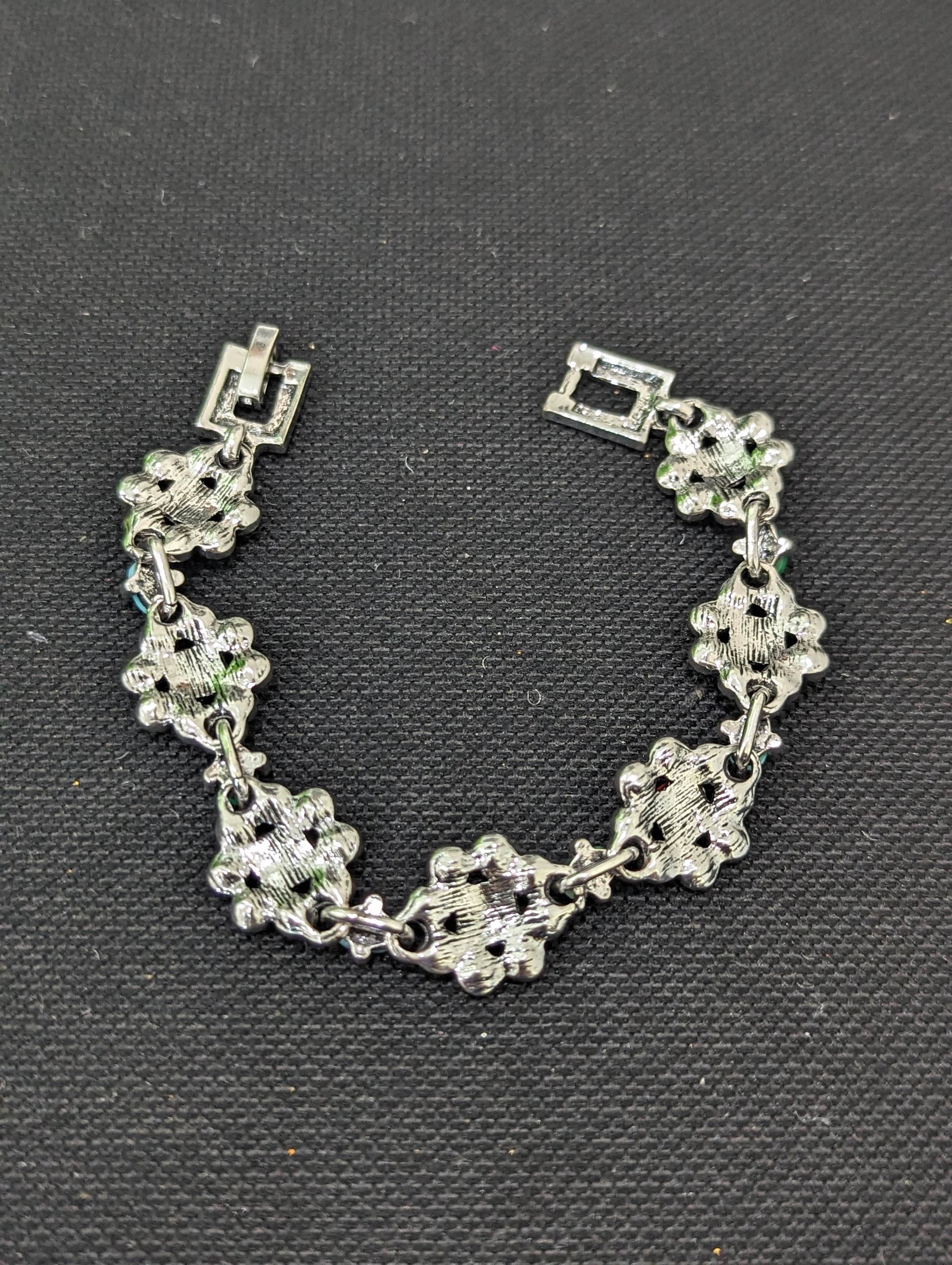 Antique Silver multi color flower design Bracelet - Simpliful