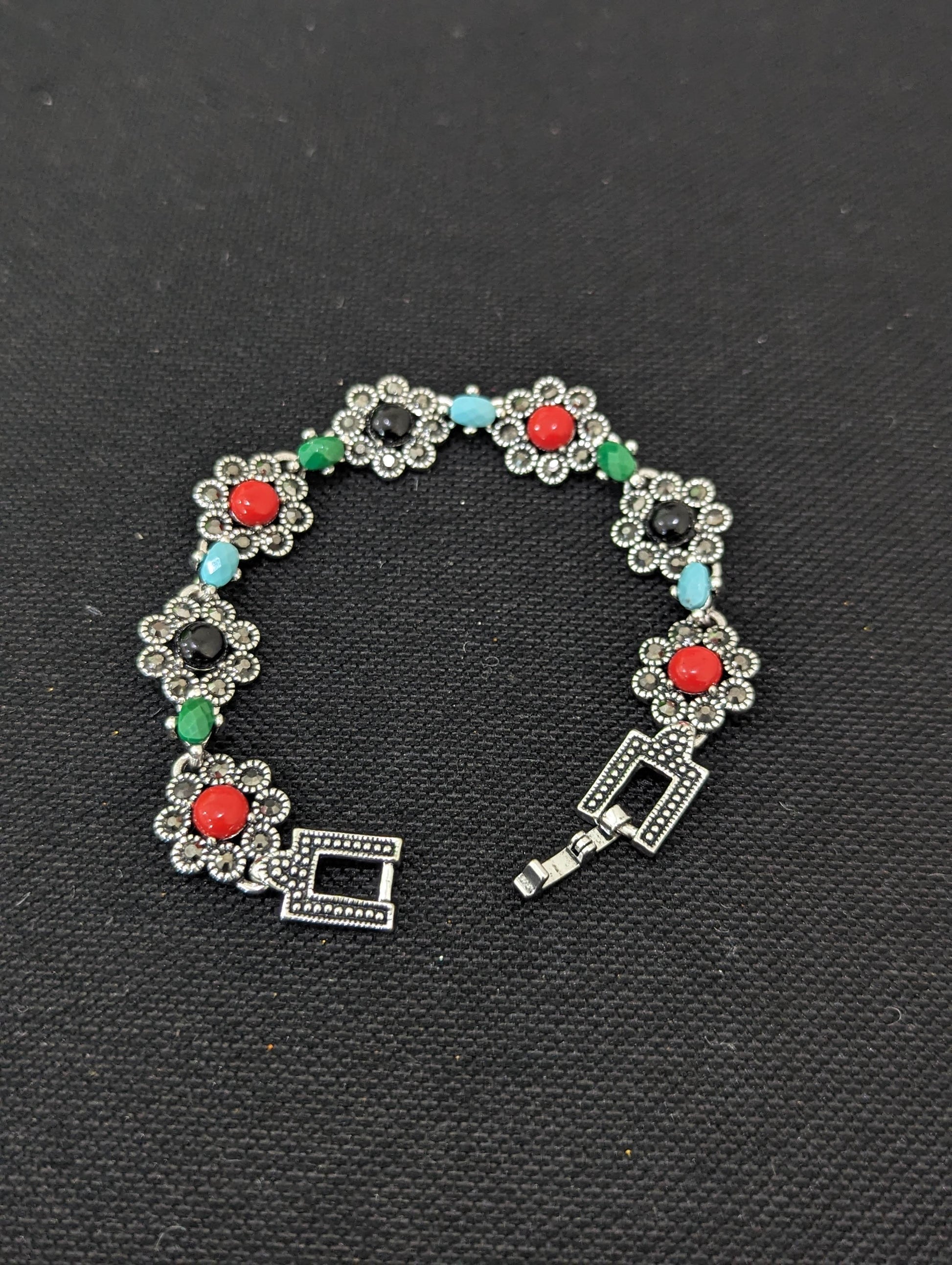 Antique Silver multi color flower design Bracelet - Simpliful