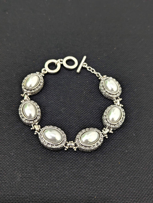 Antique Silver Oval Pearl Bracelet