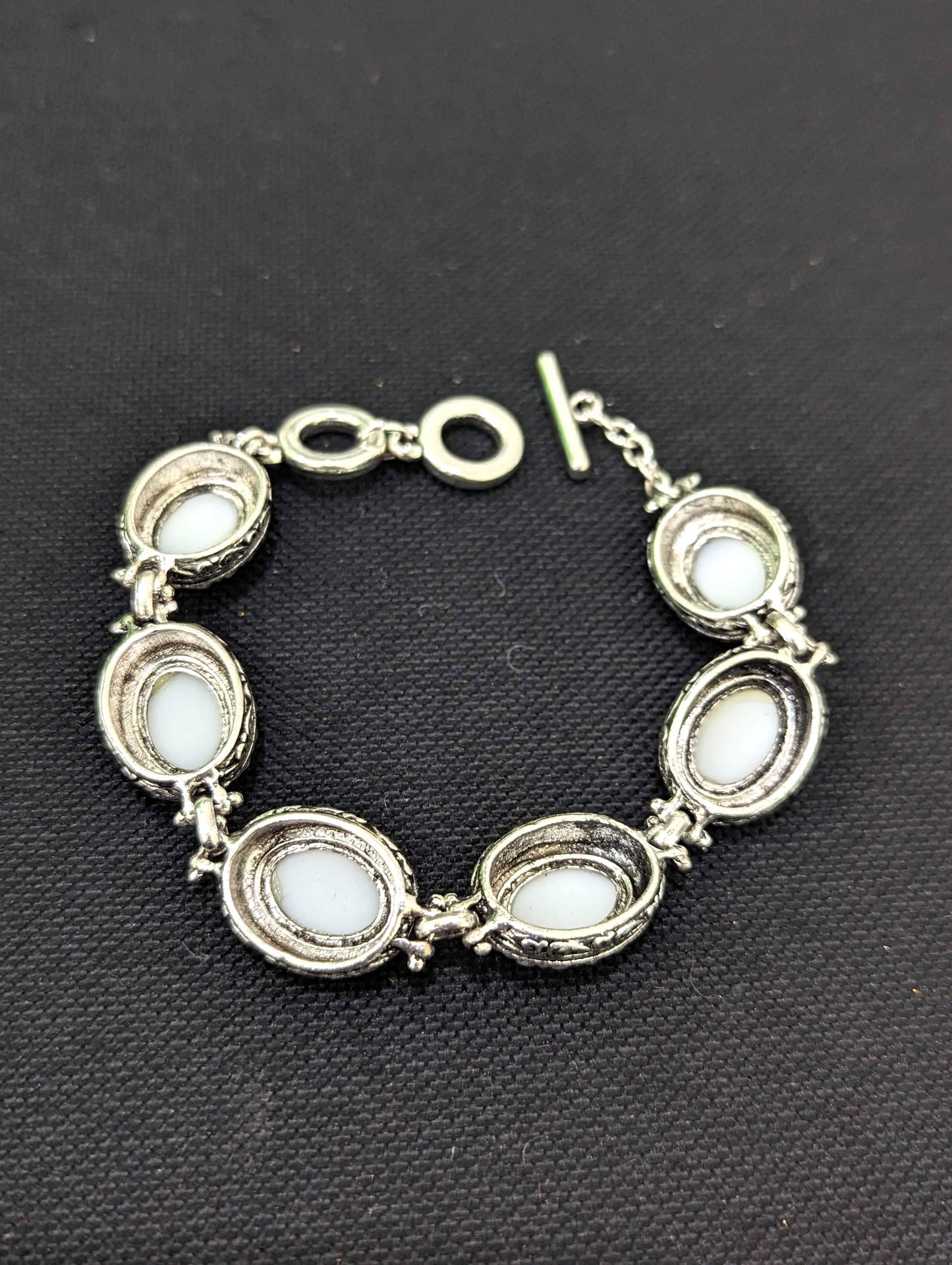 Antique Silver Oval Pearl Bracelet