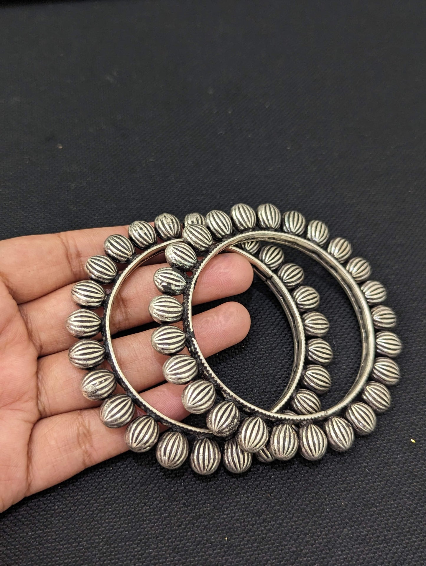 Oxidized silver pair bangles - Lined Oval design