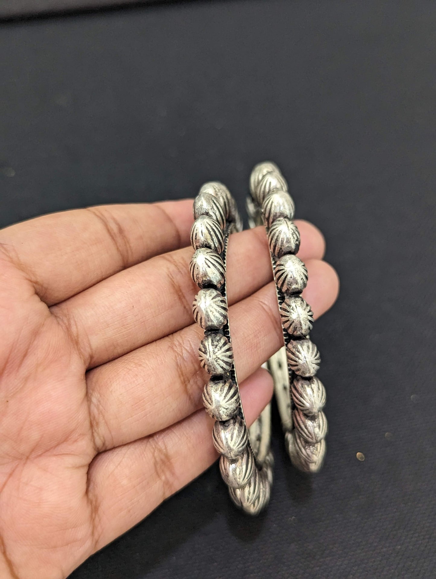 Oxidized silver pair bangles - Lined Oval design