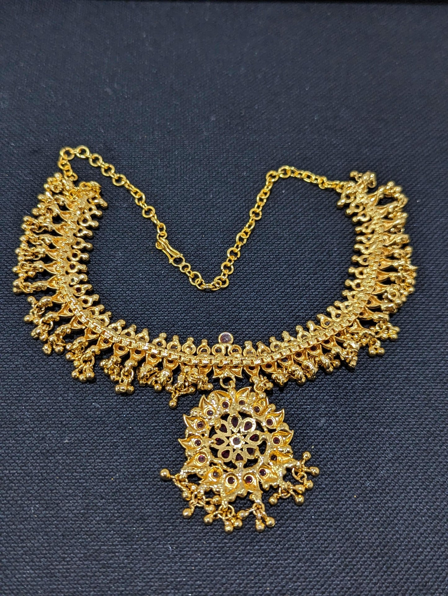 Kemp stone Choker Necklace