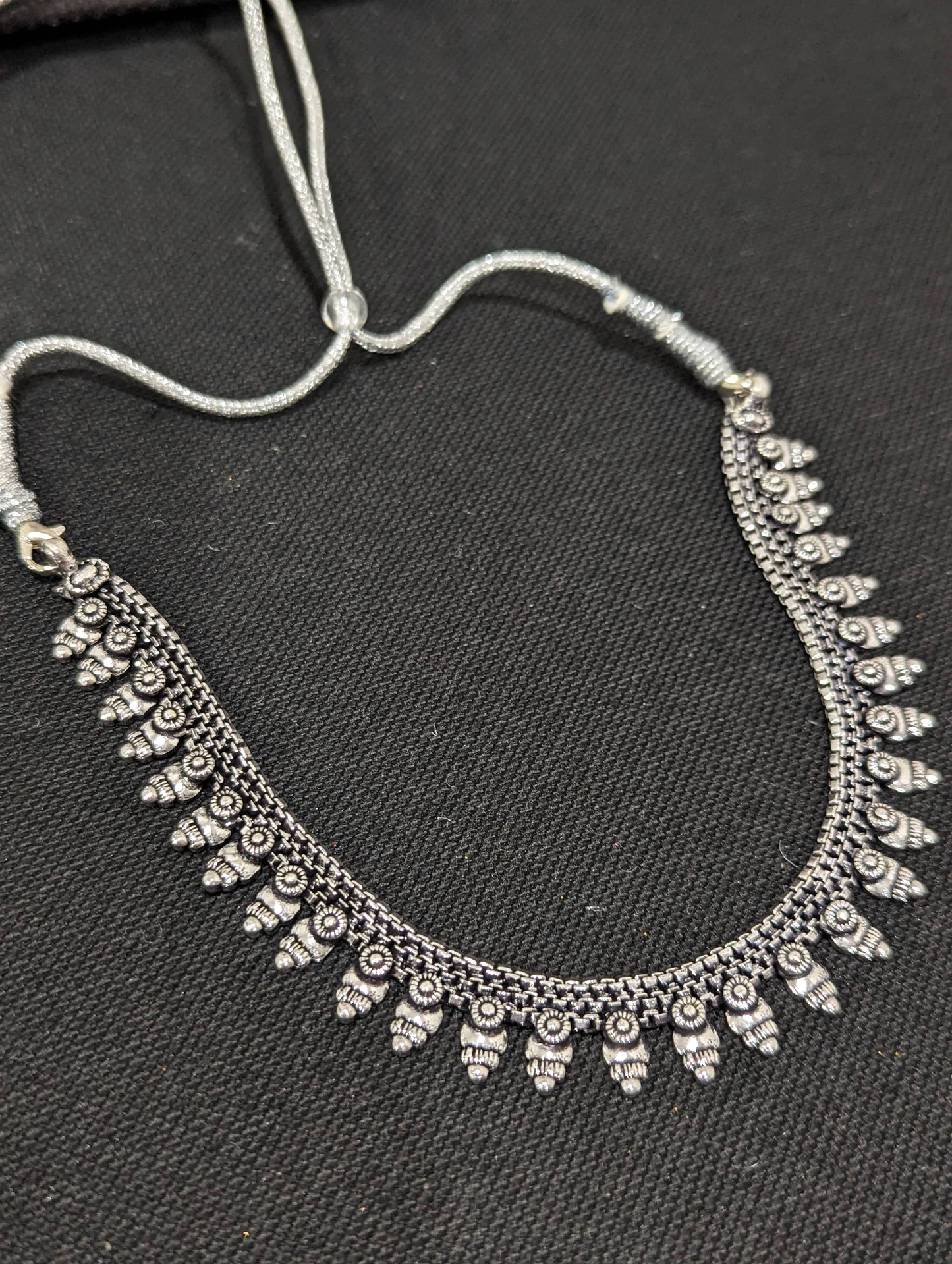 Oxidized silver choker necklace - D3