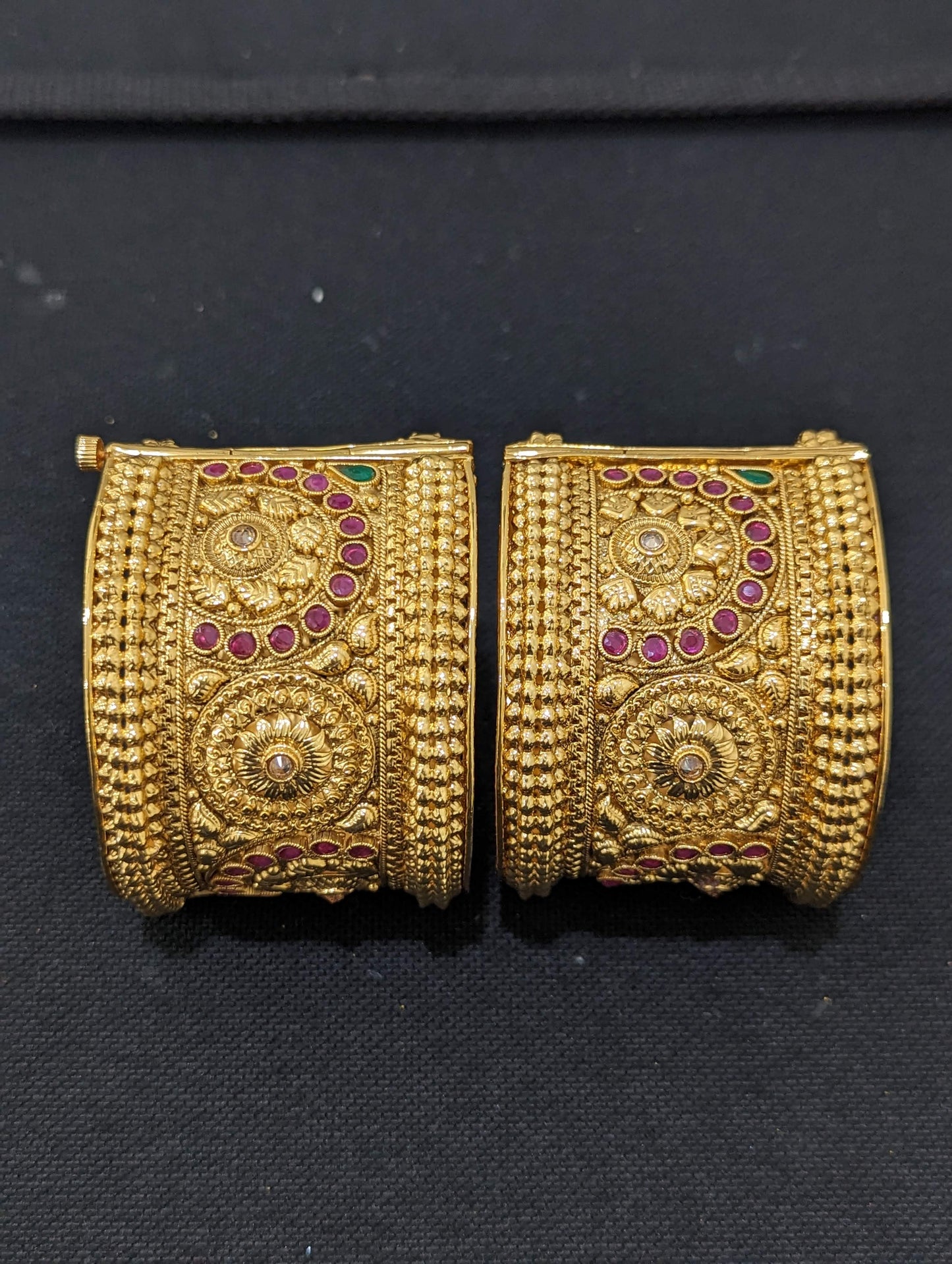 Semicircle design Traditional Broad Openable Bangles - 2x8 size