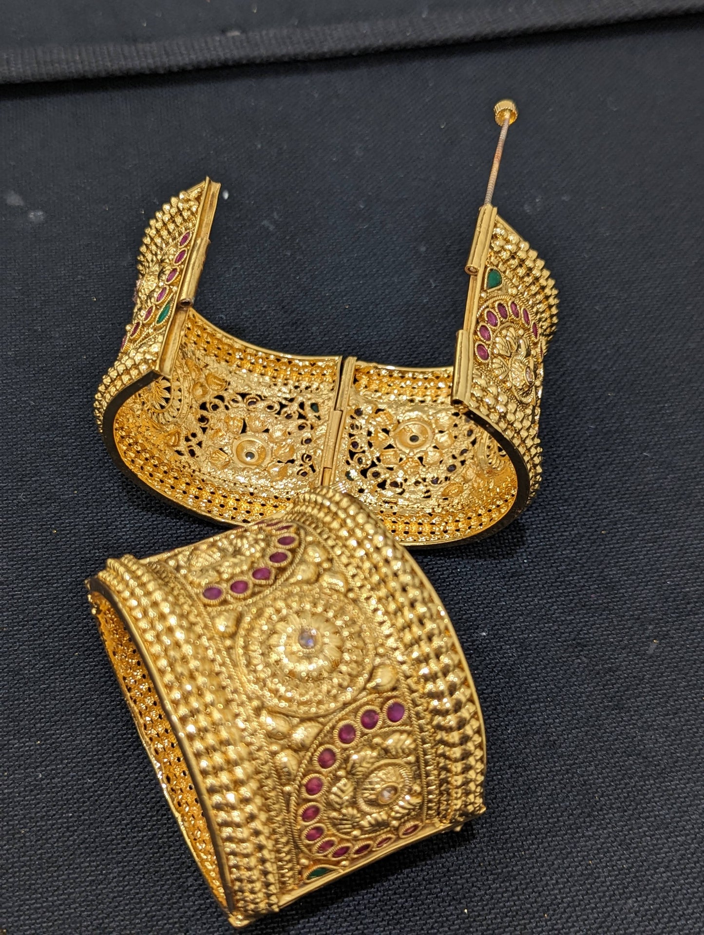 Semicircle design Traditional Broad Openable Bangles - 2x8 size