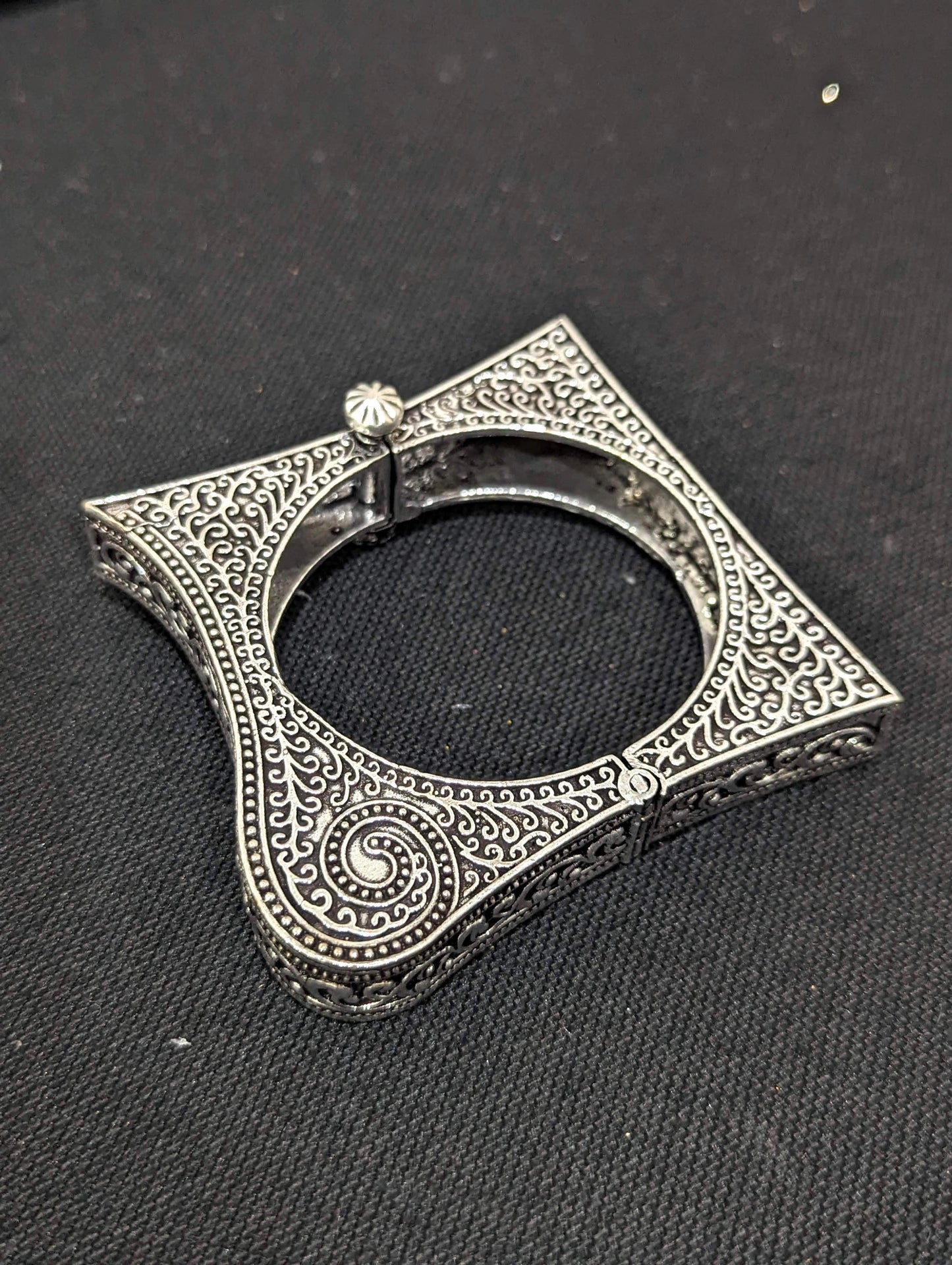 Oxidized silver Designer kada