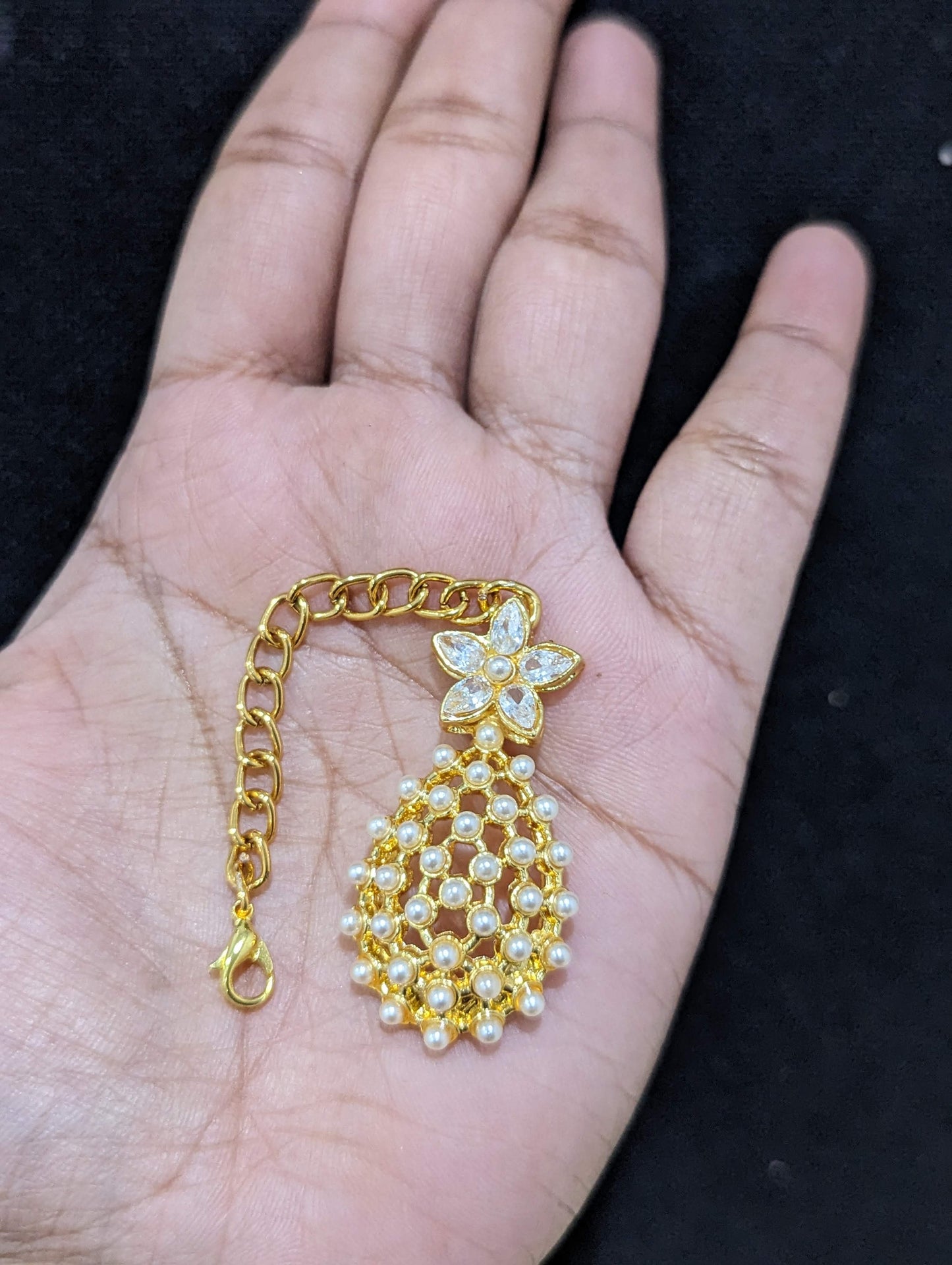 Gold plated Pearl Maang Tikka