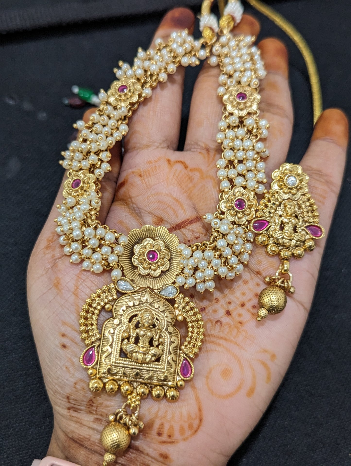 Lakshmi ji Matte Gold plated Choker Set