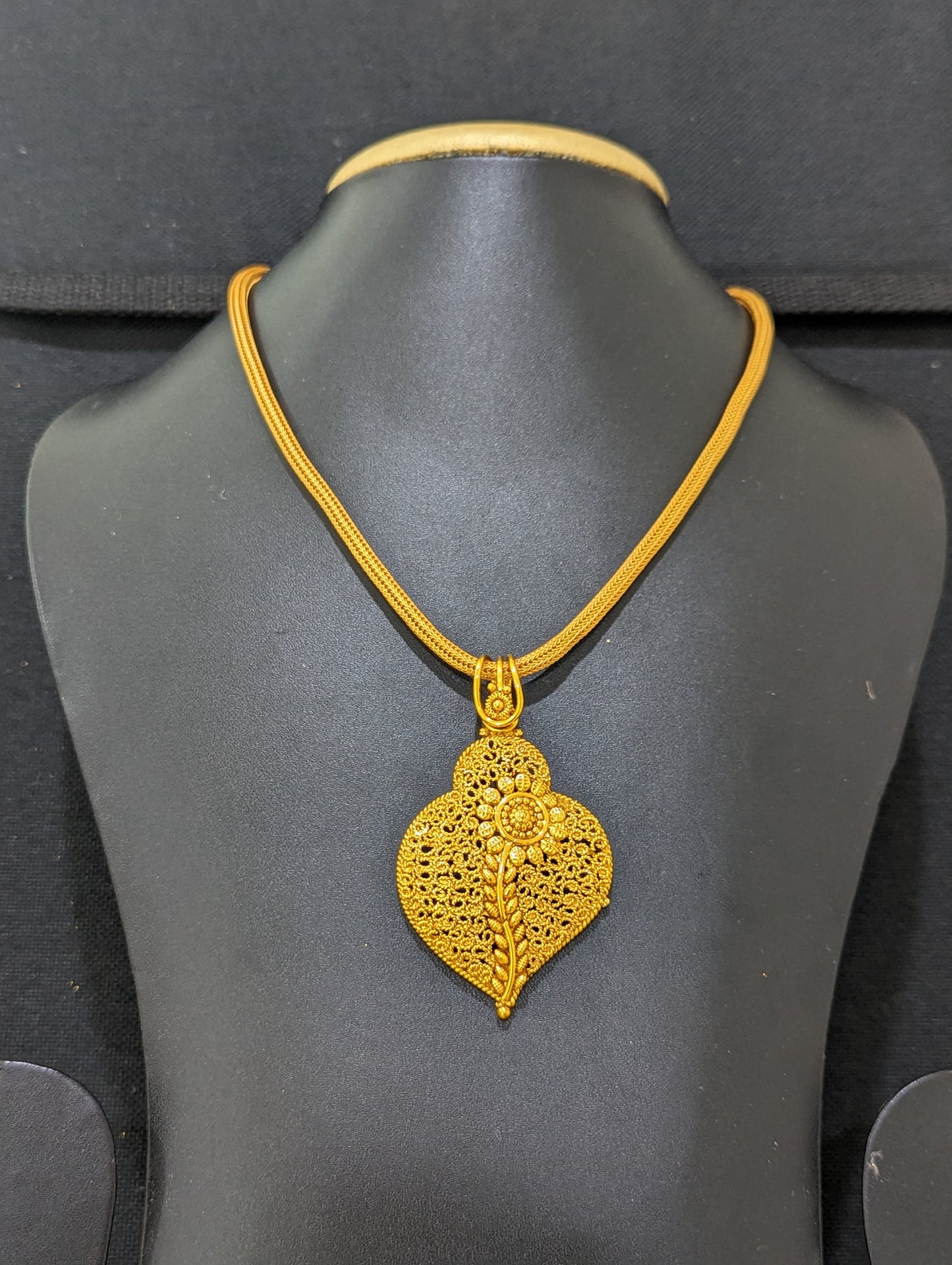 Gold plated Pendant chain Necklace - 4 designs