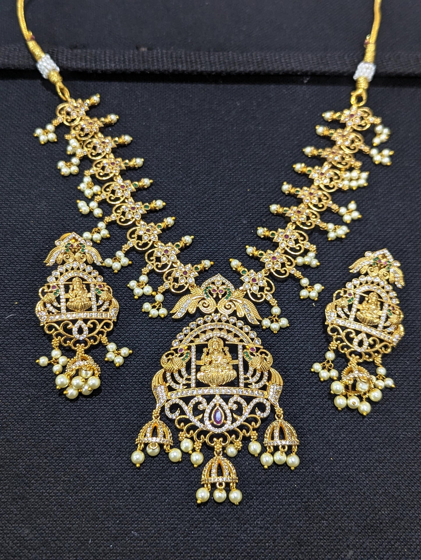 Goddess Lakshmi Bridal Combo set