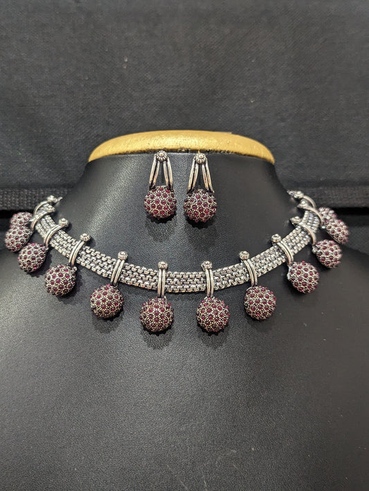 Ball design Antique silver plated Choker Necklace and Stud Earrings set