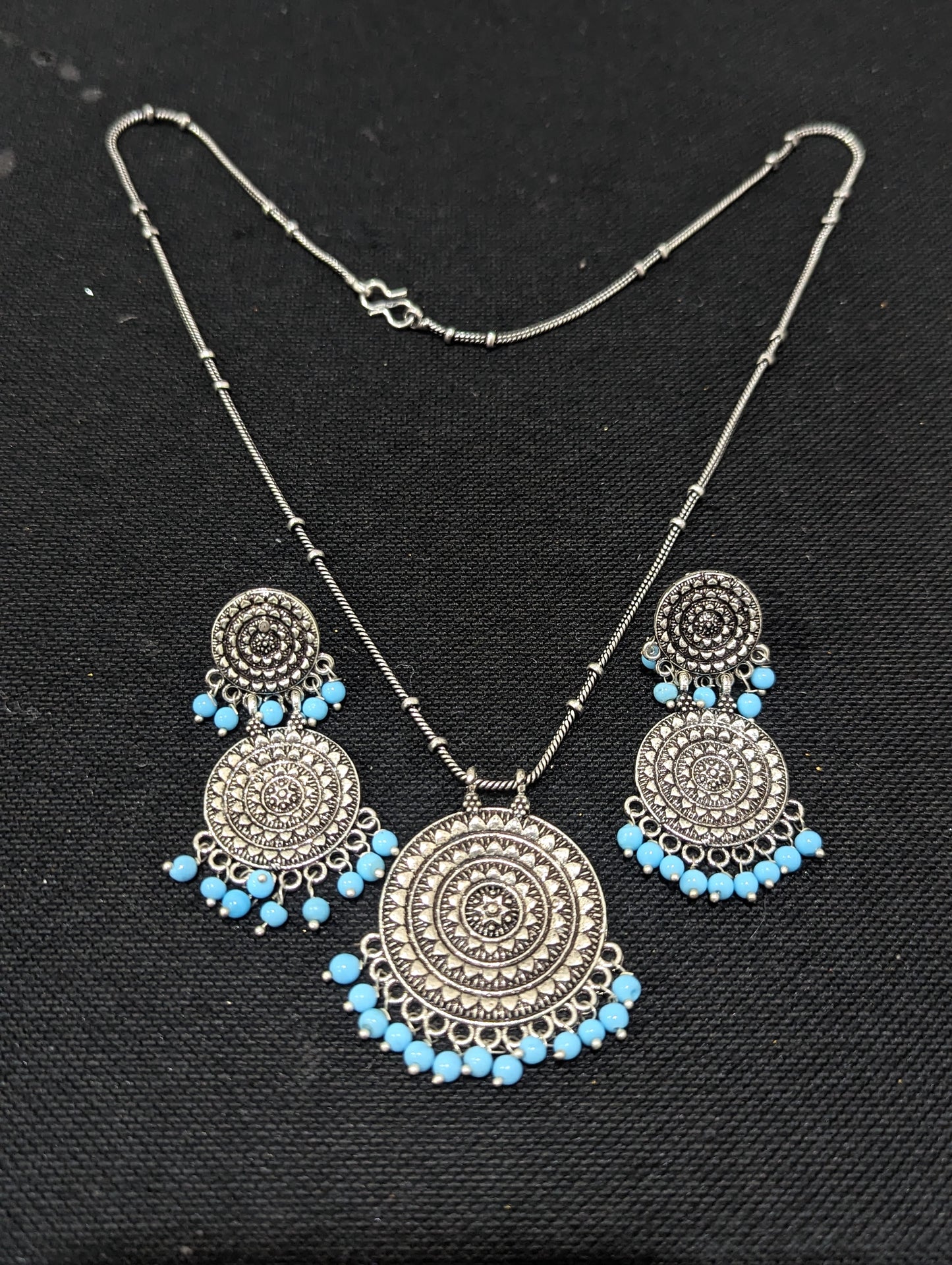Oxidized Silver Round pendant and Earrings set