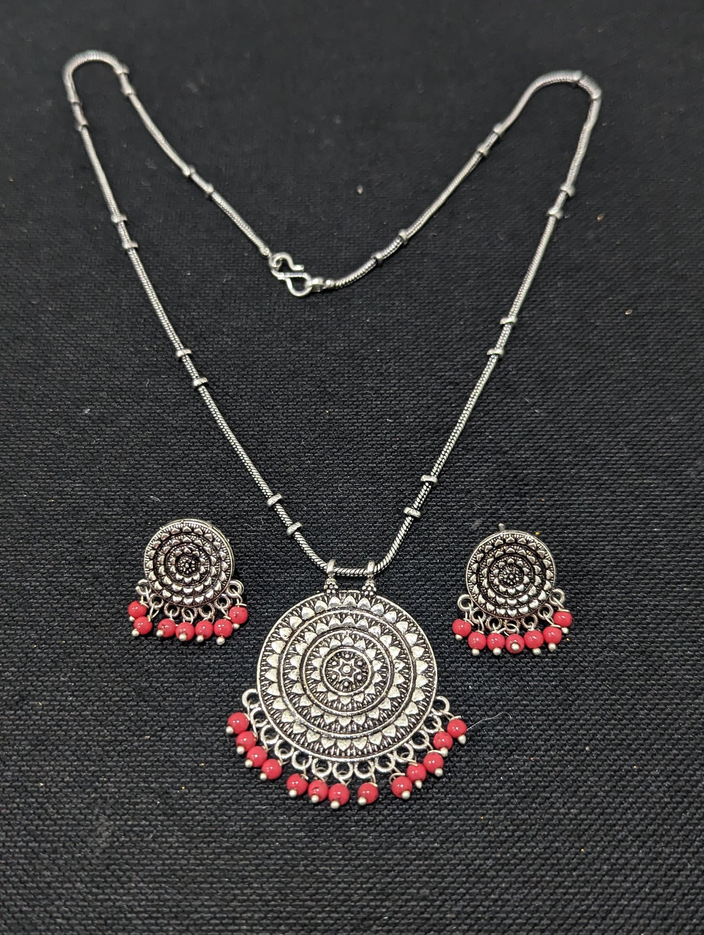 Oxidized Silver Round pendant and Earrings set