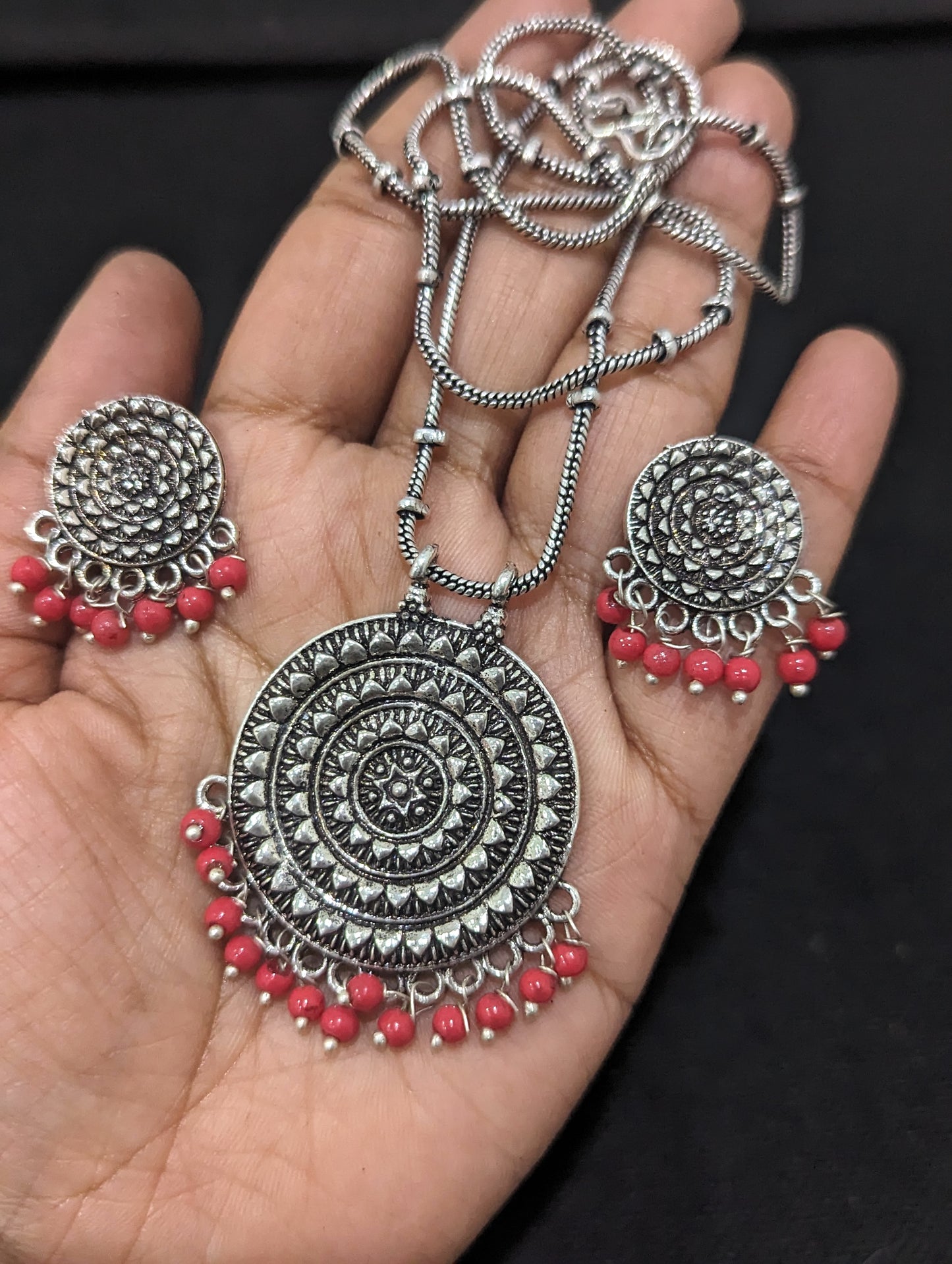 Oxidized Silver Round pendant and Earrings set