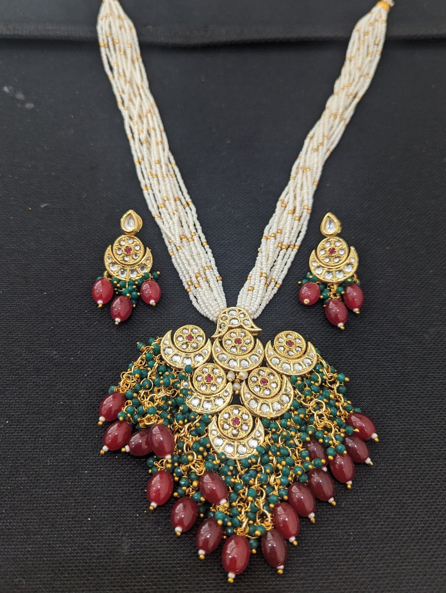 Kundan Long Haar Necklace and Earrings set