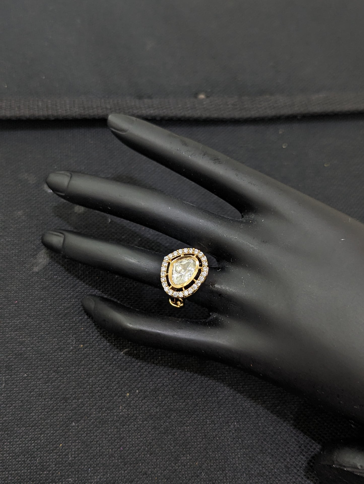 Teardrop Kundan adjustable Finger ring