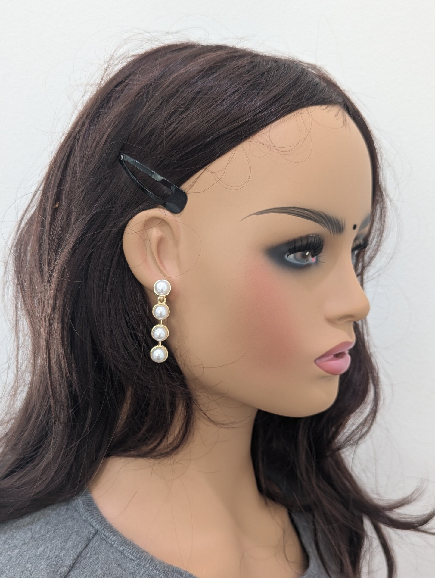 Faux pearl dangle Earrings