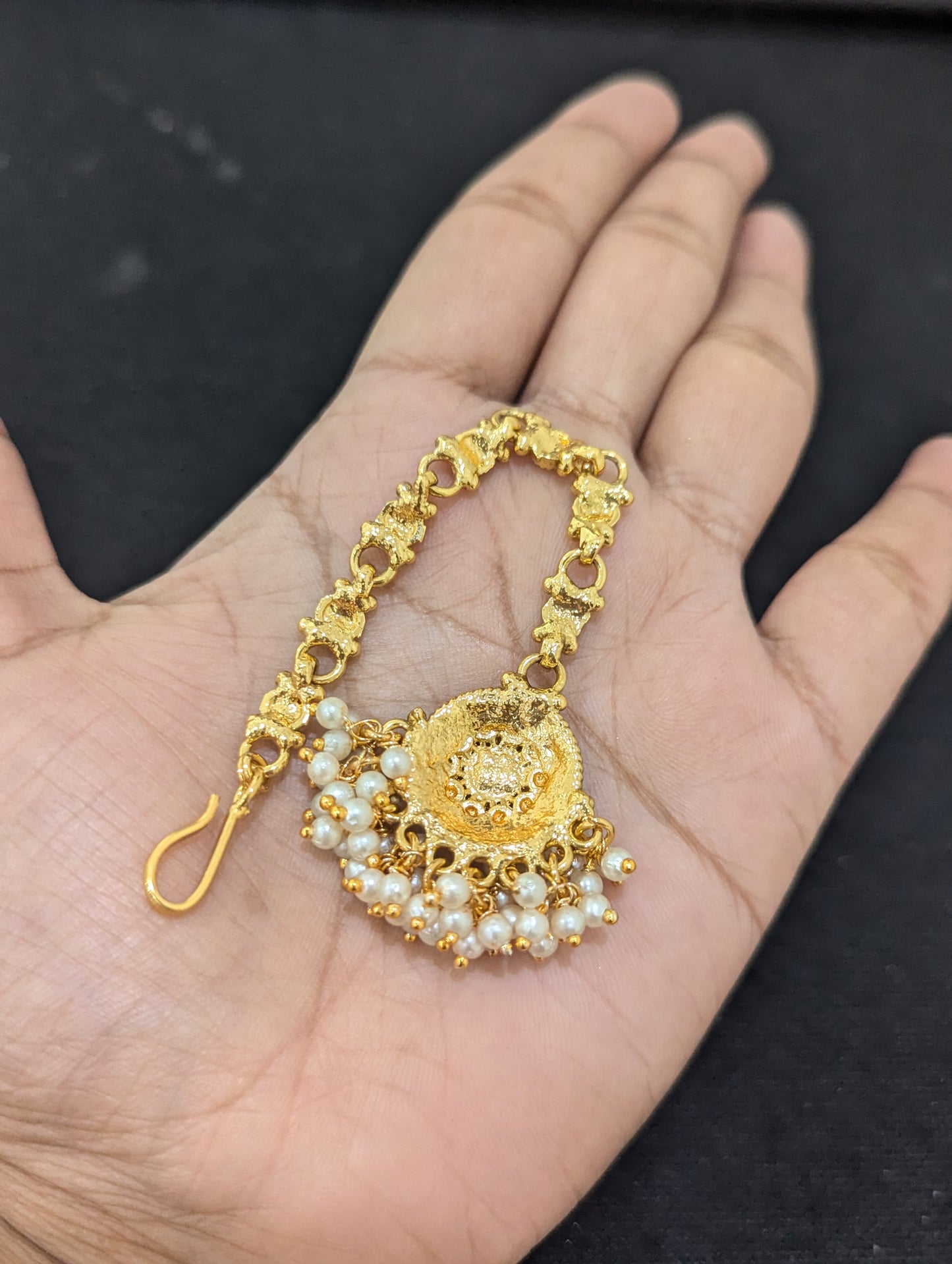 Gold plated Pearl cluster Maang Tikka
