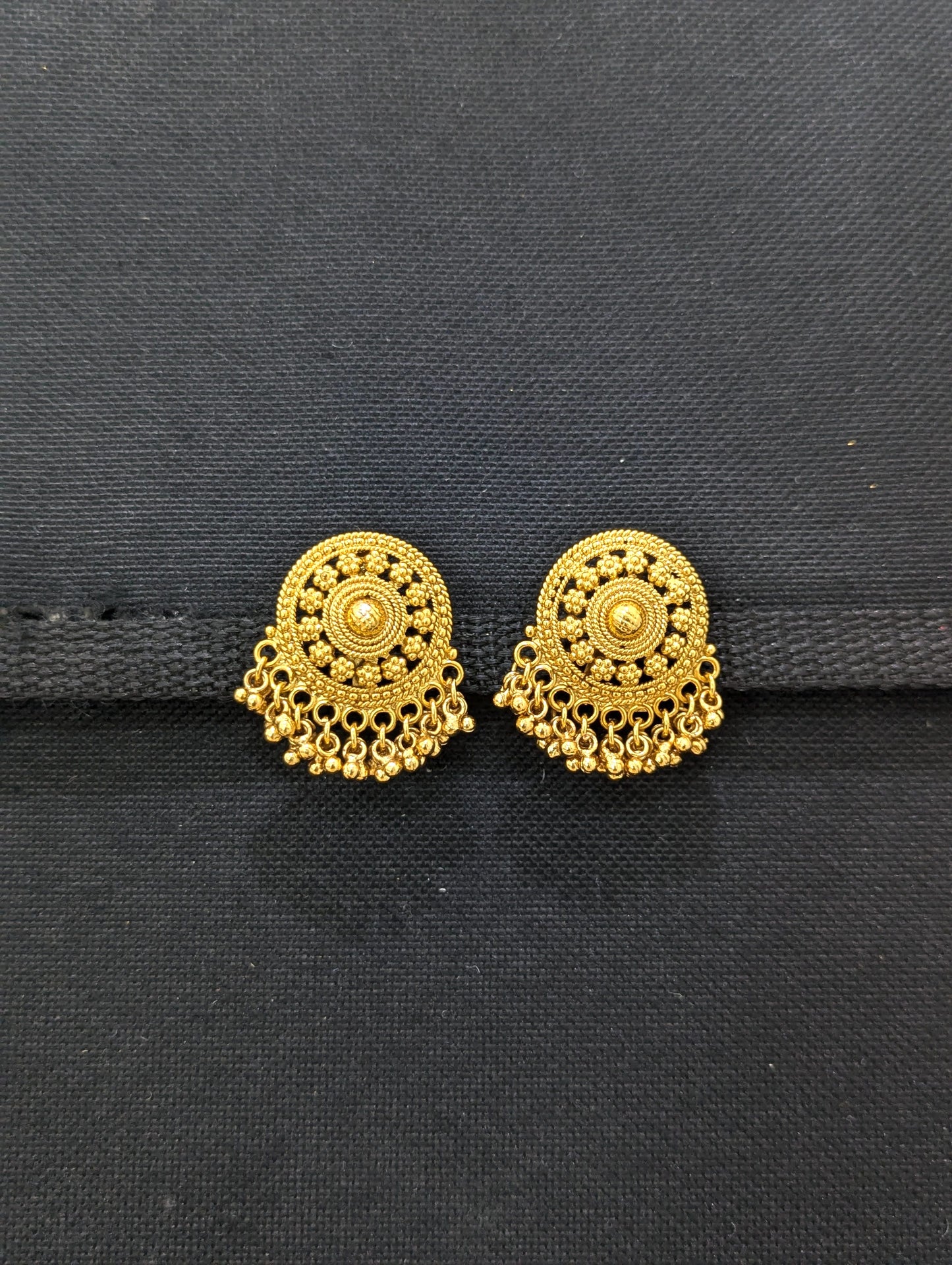 Gold cluster bead dangle Stud earrings - D2