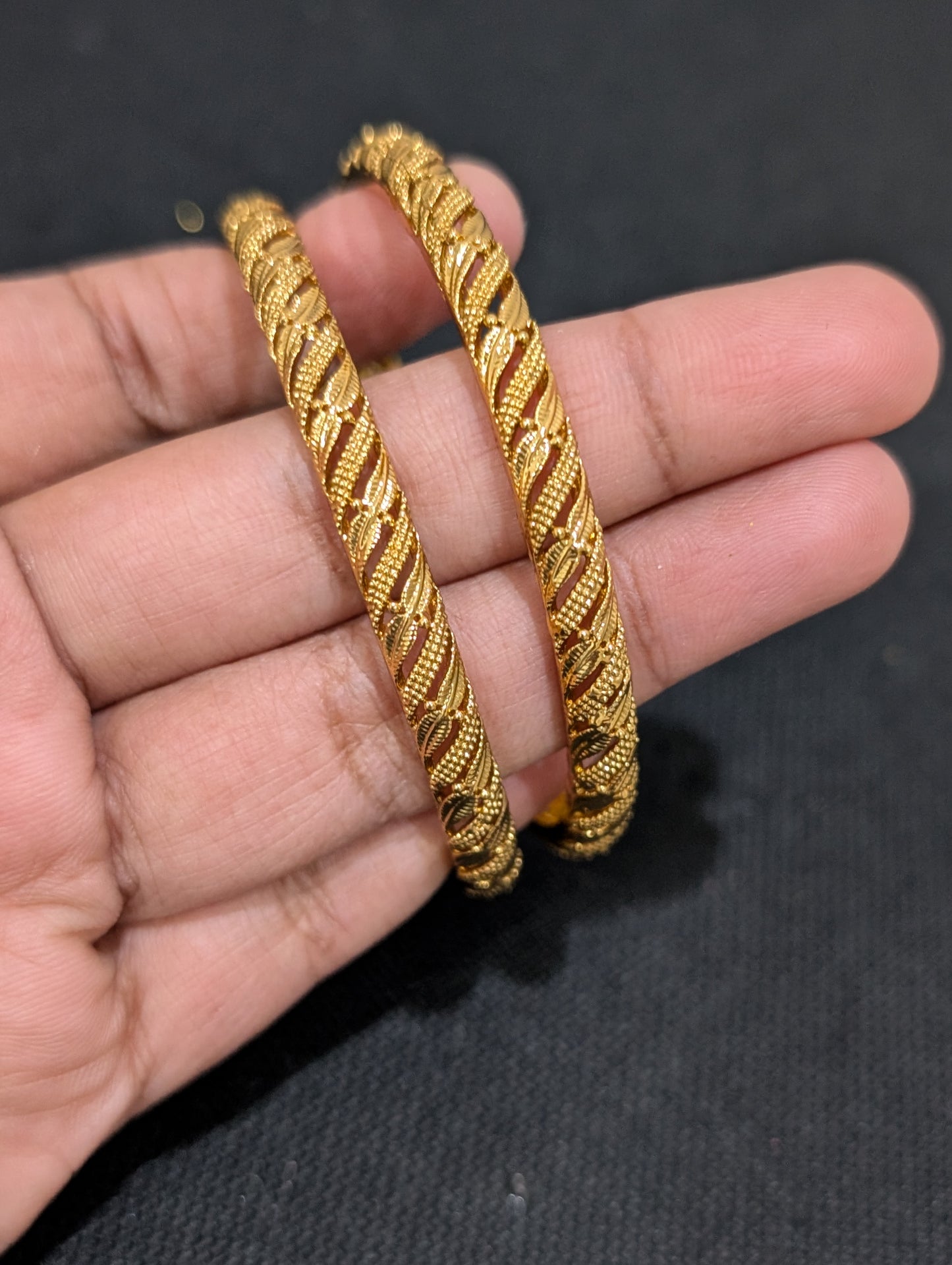 Gold plated Leaf design Bangles - 2x4 size