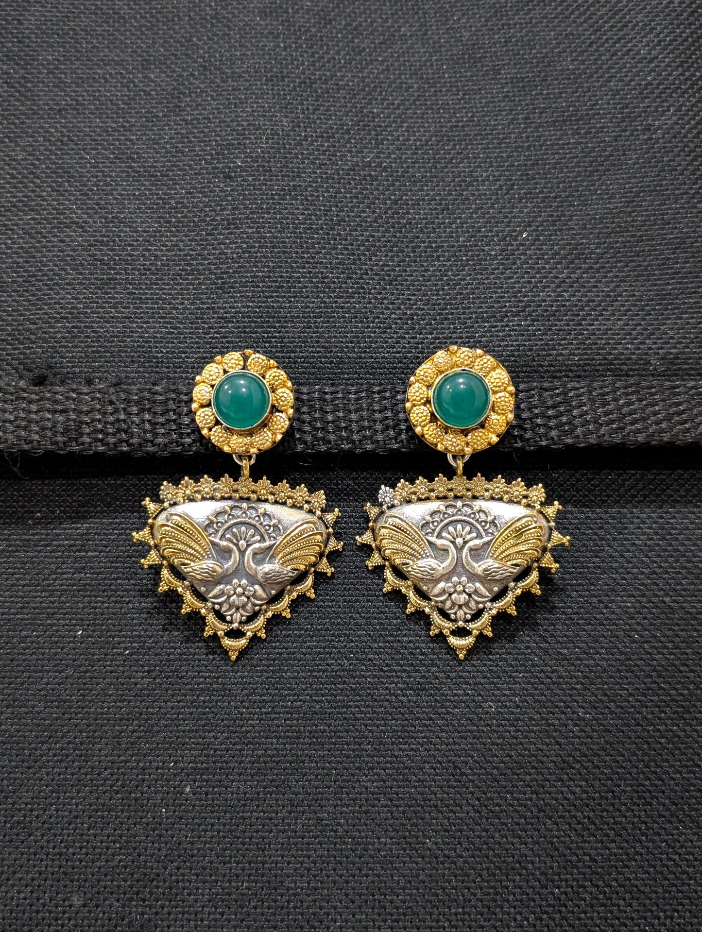 Dual tone oxidized silver Green earrings