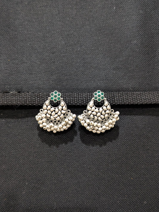 Bright rhodium silver matte finish Kemp Chandbali Earrings