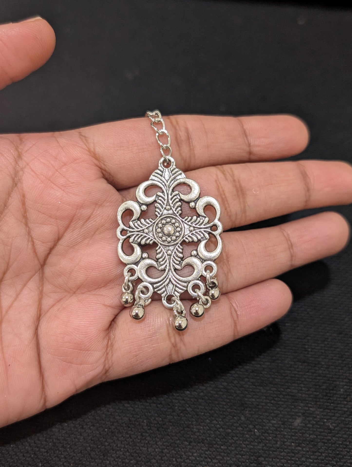 Oxidized Silver Curvy Maang Tikka