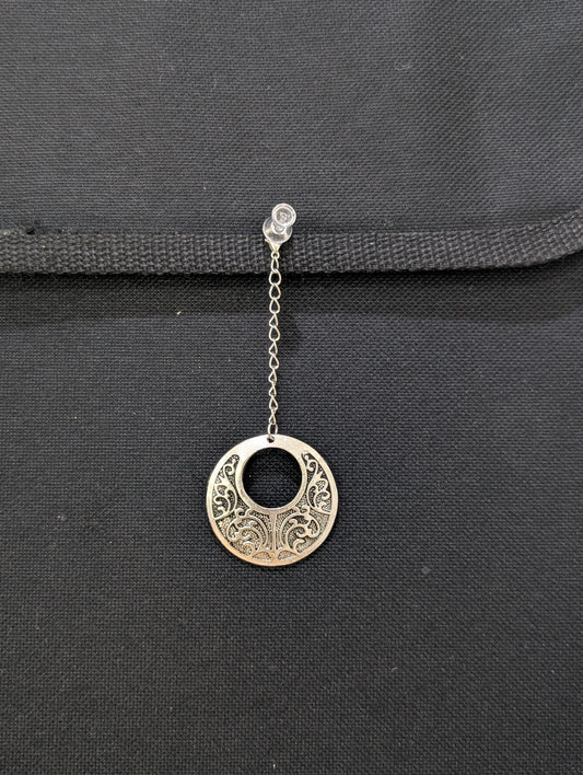Oxidized Silver hollow wavy Round Maang Tikka