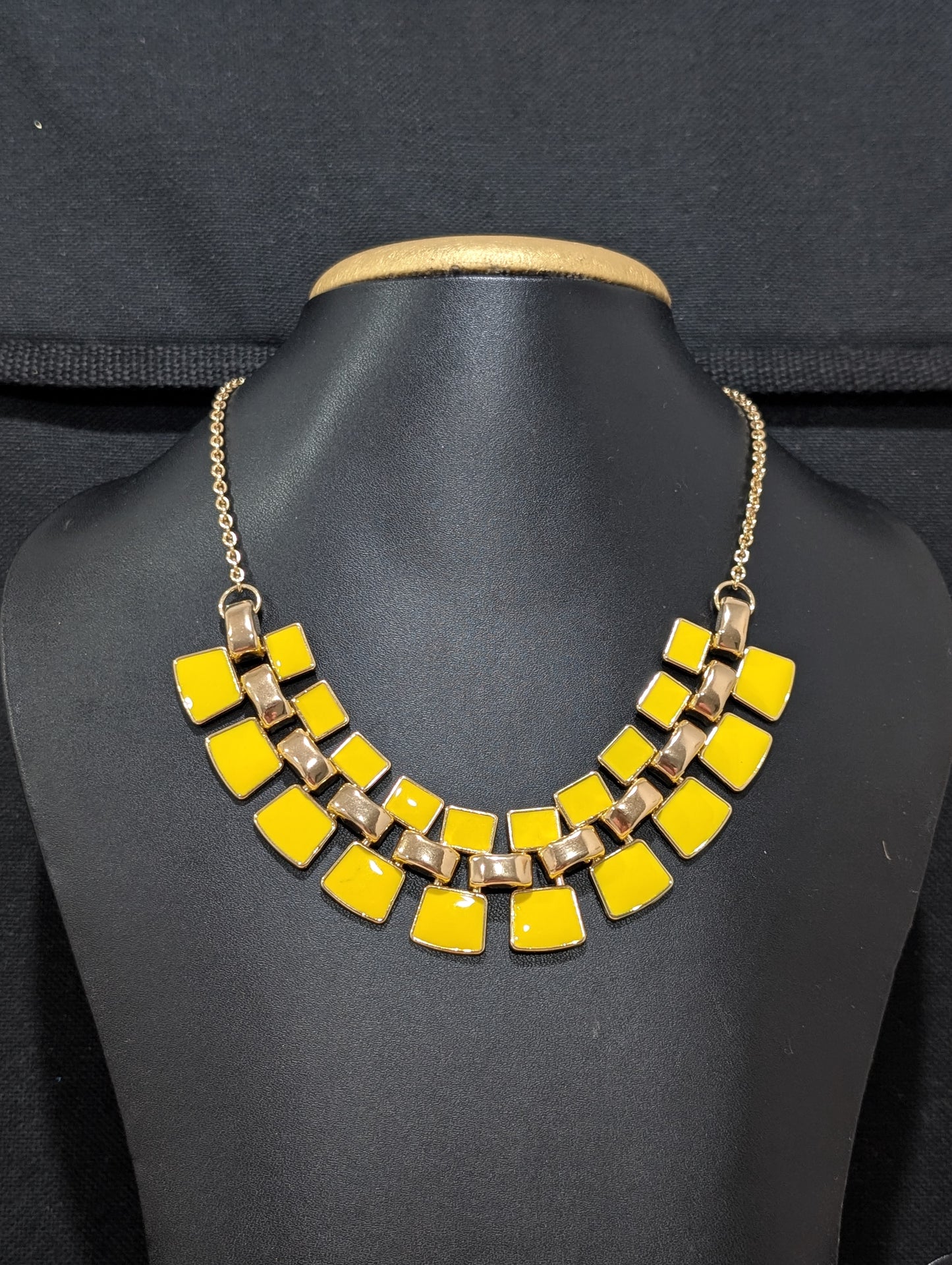 Yellow Enamel Fashion Necklace - Simpliful