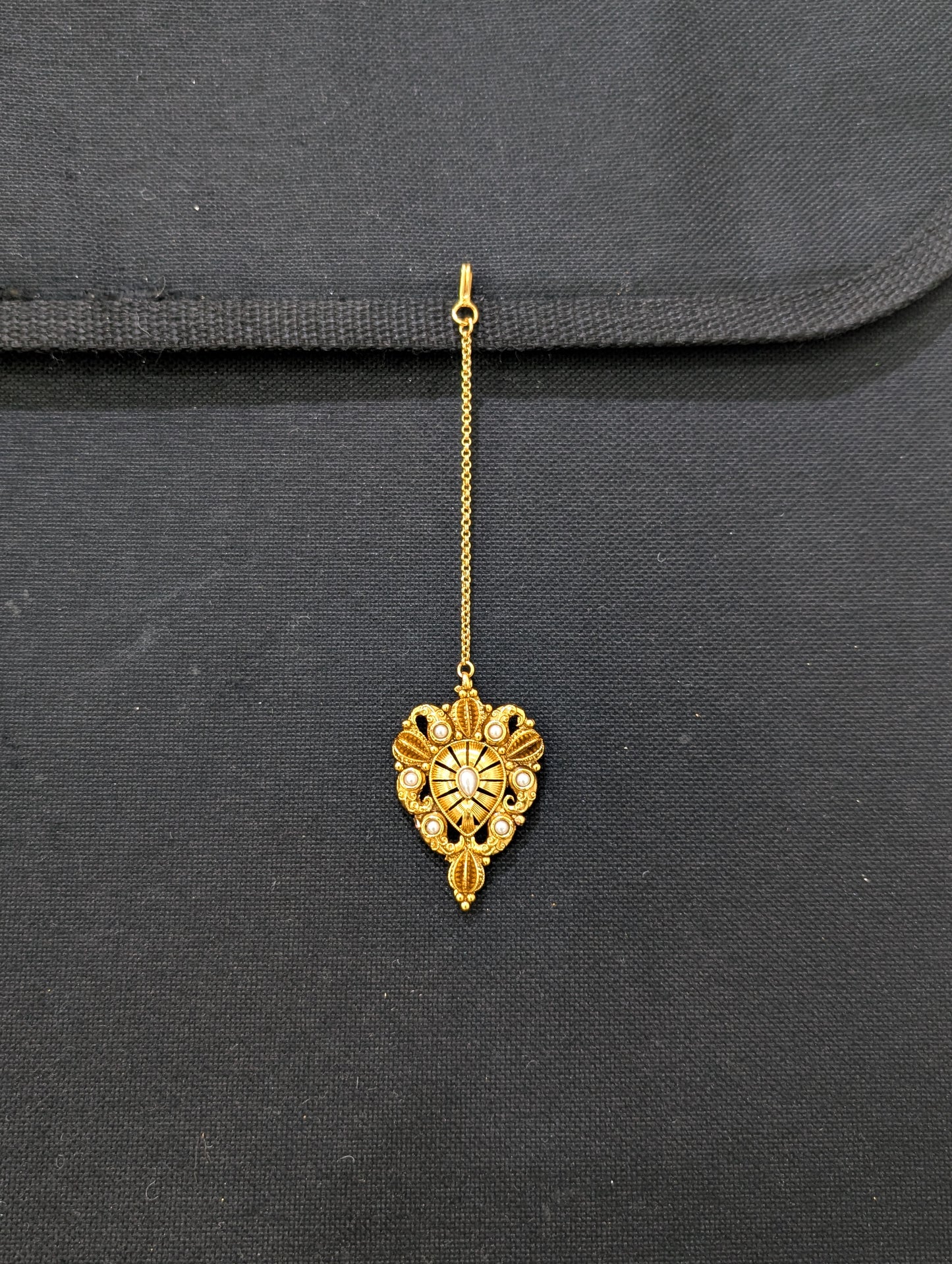 Inverted teardrop Gola plated Pearl Maang Tikka