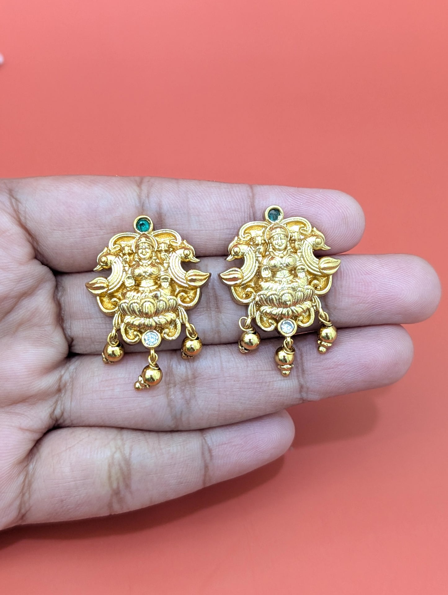 Navaratna stone Goddess Lakshmi Choker Necklace Earrings Set