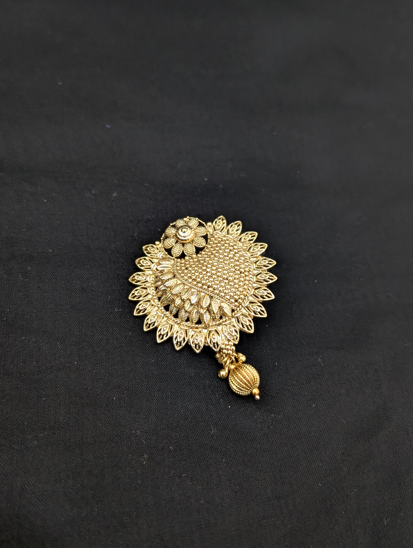 Light Gold plated Sunflower Clip on Hair Brooch