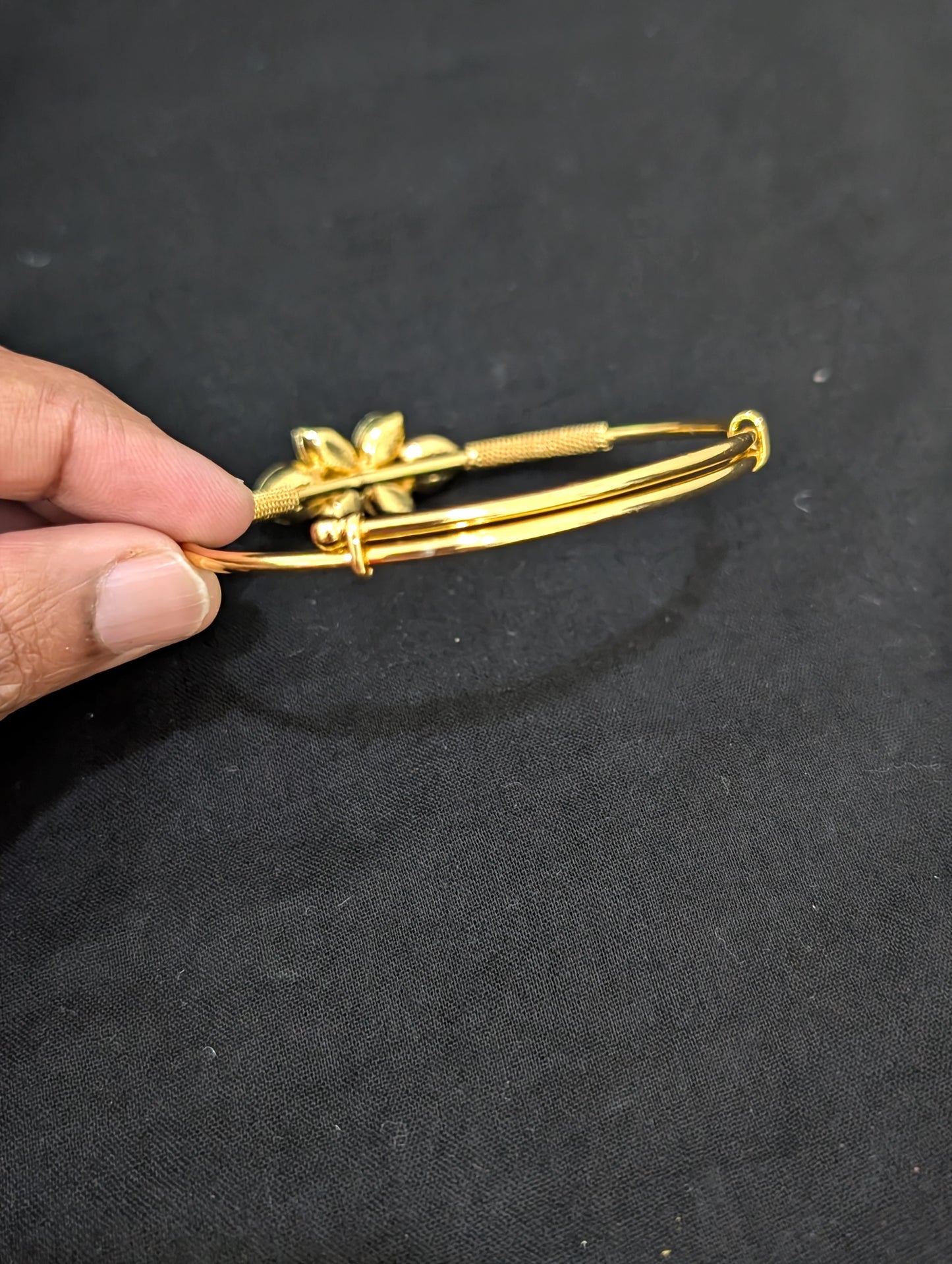Uncut kundan stone bangle bracelet
