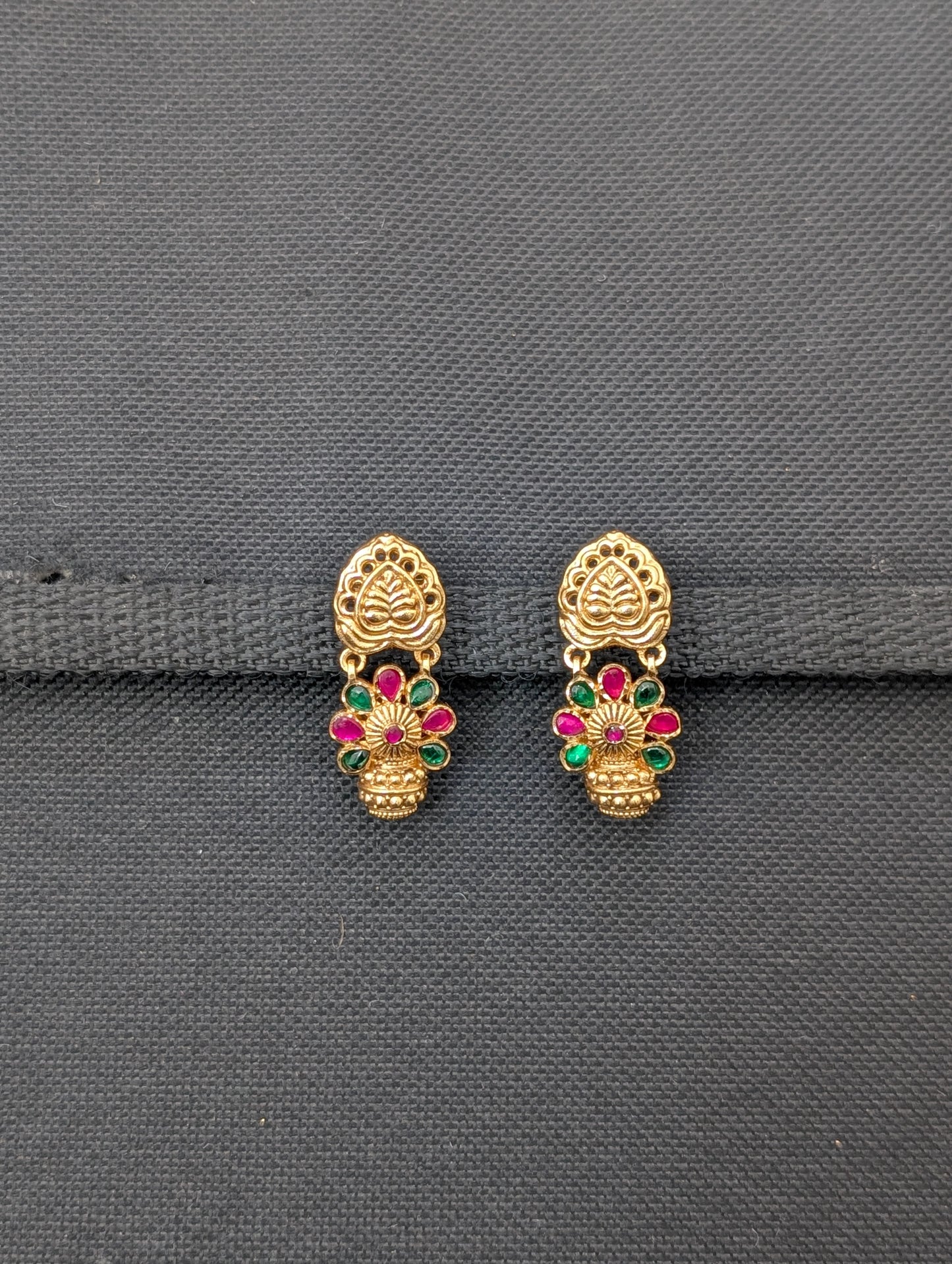 Unique Cut Ball Kemp Earrings