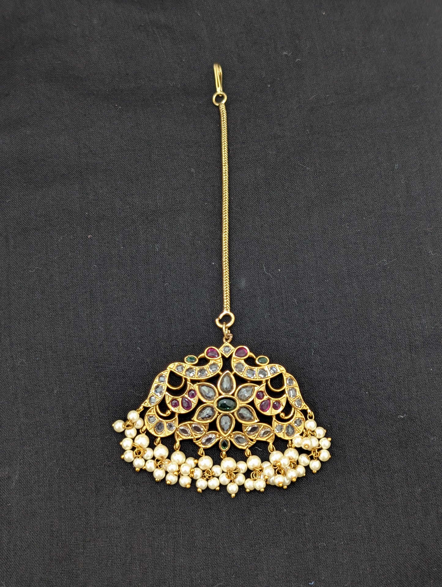 Large Kemp stone South Indian Peacock Maang Tikka