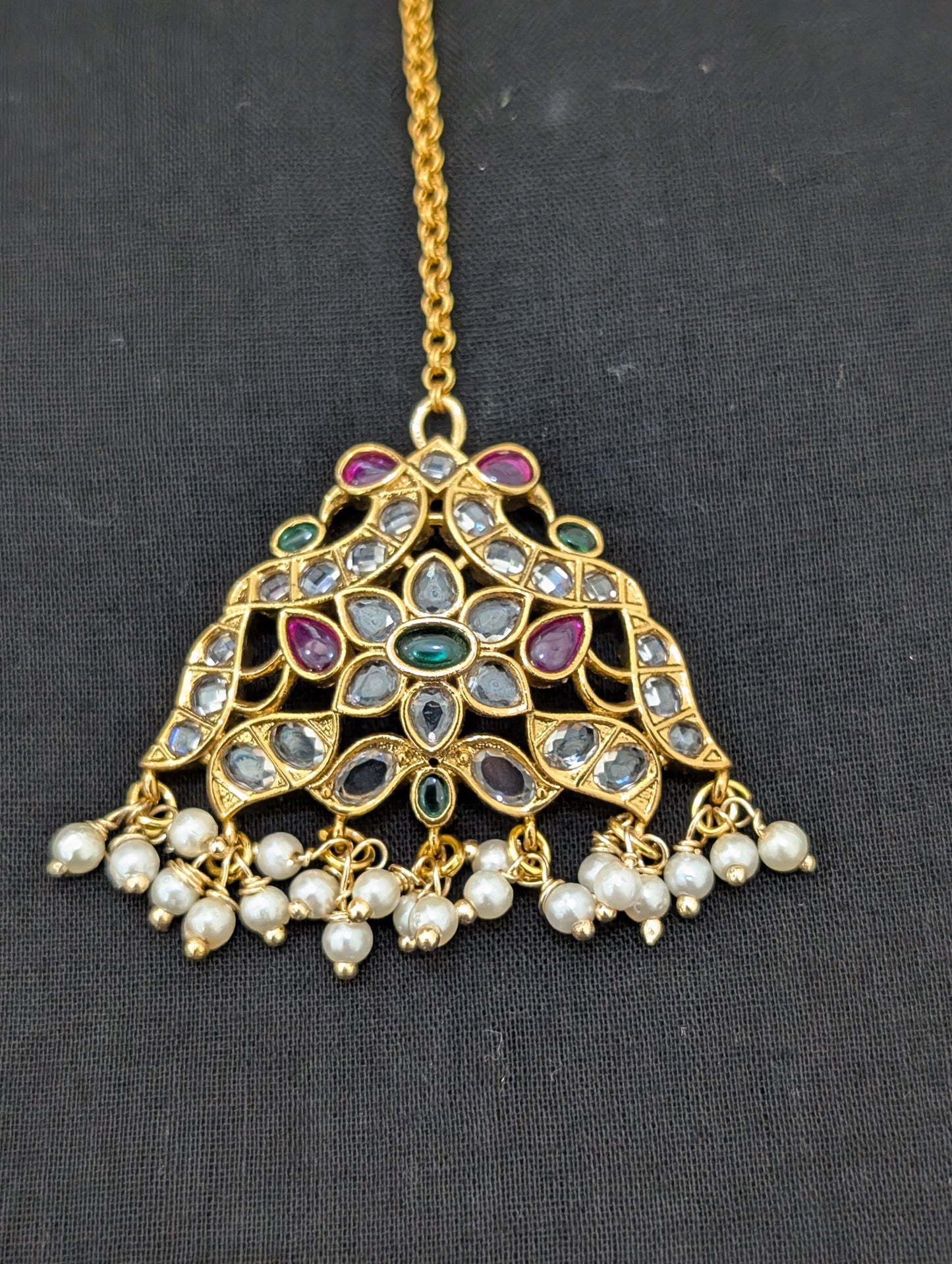Medium Kemp stone South Indian Peacock Maang Tikka