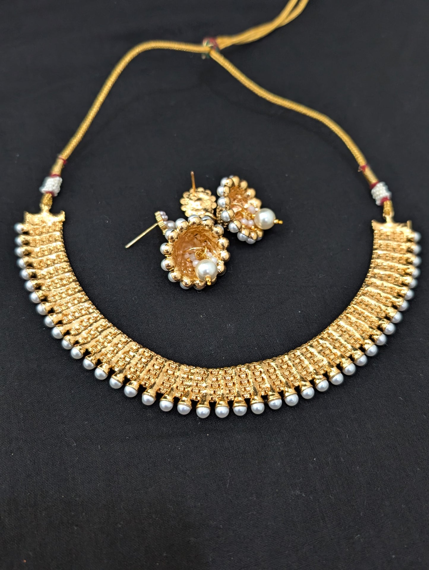 Gold plated Pearl surrounded Choker Necklace set