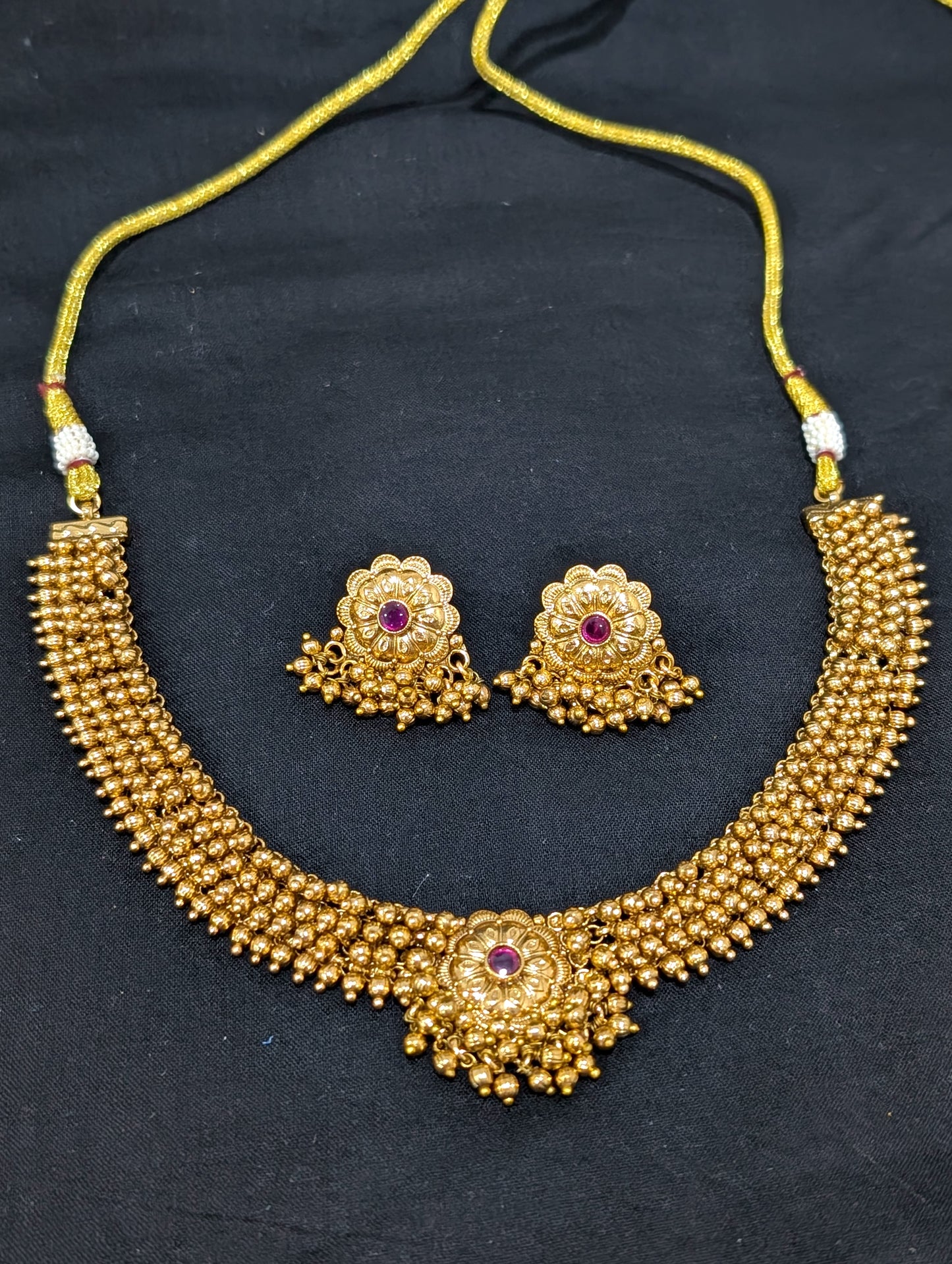 Classic gold bead Choker Necklace set