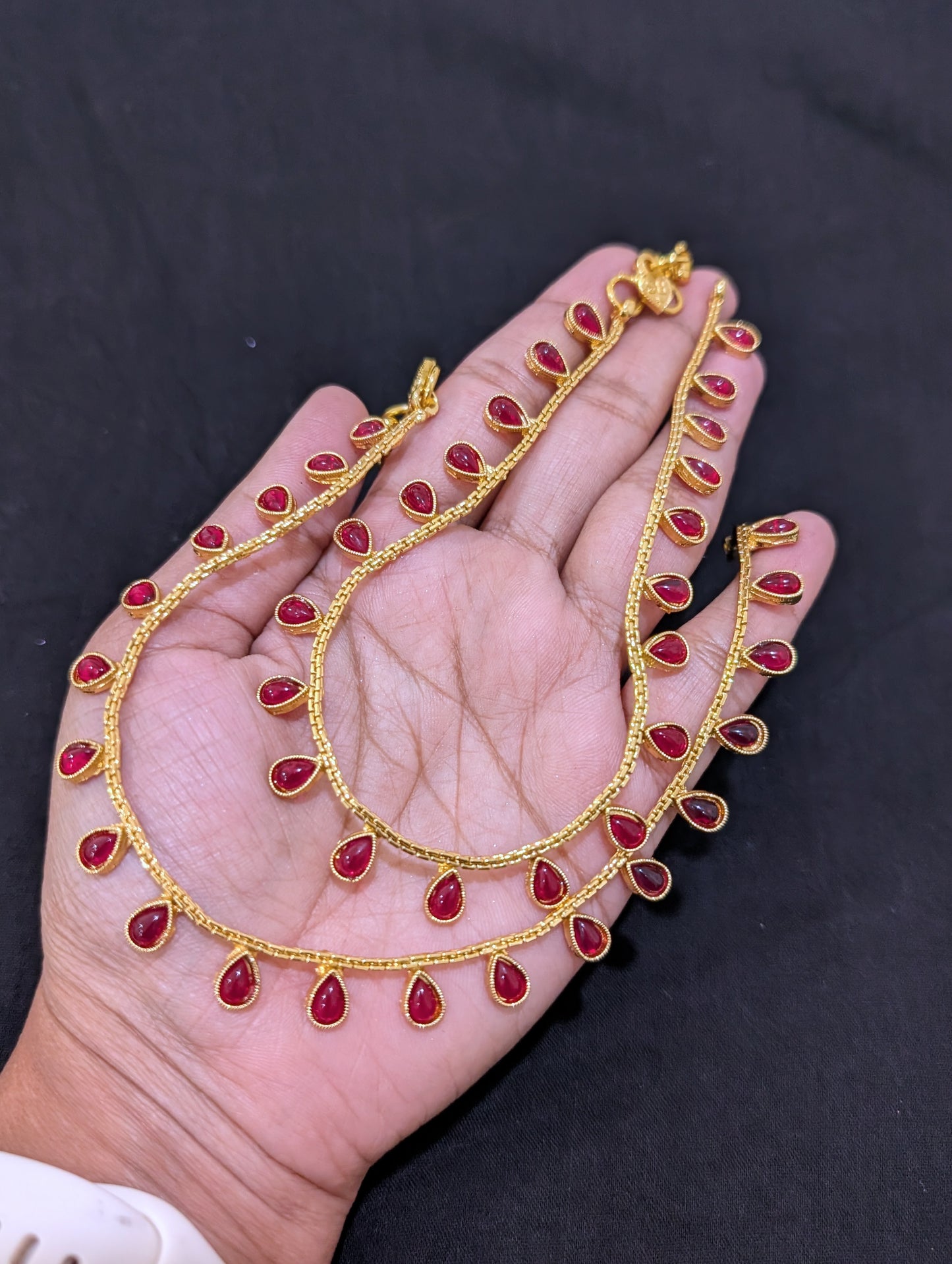 Gold plated teardrop spike design Ruby Anklets