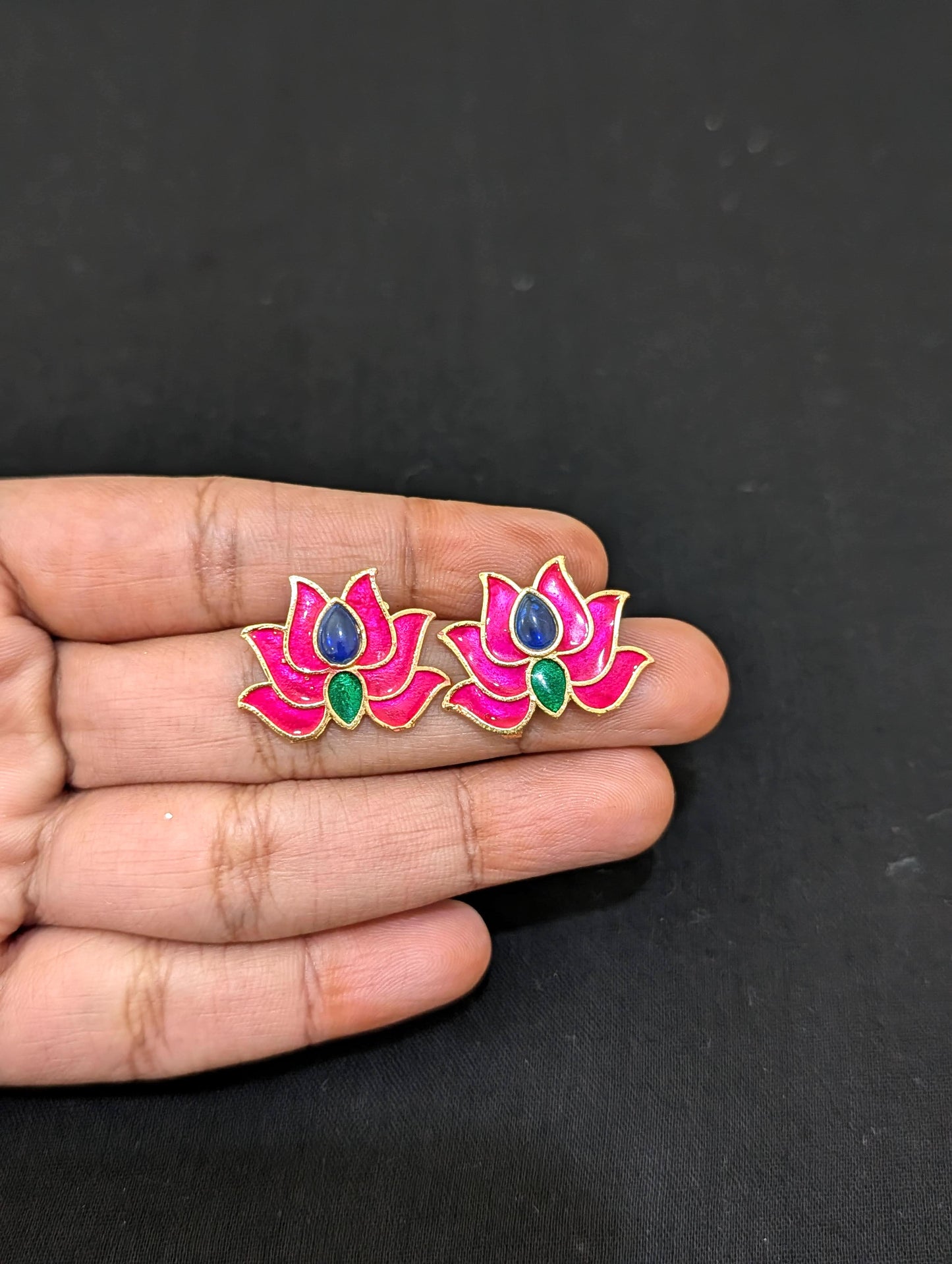 Lotus Enamel Elegant Choker Necklace set