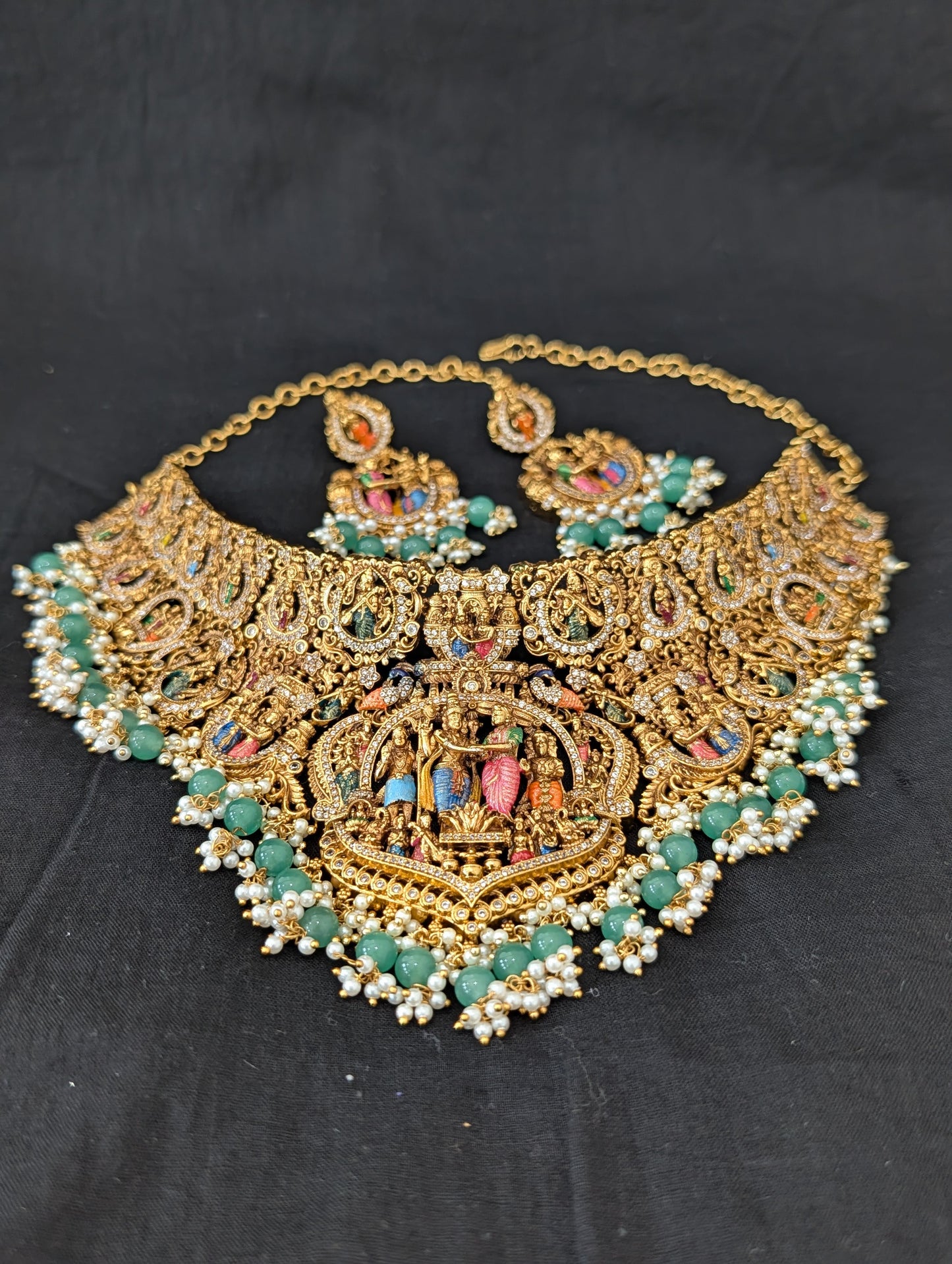Thirukalyanam design Grand Antique Choker Necklace set