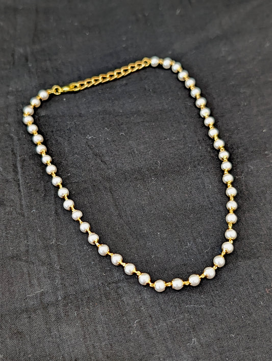 Single strand Round Pearl Casual Choker Necklace - Simpliful