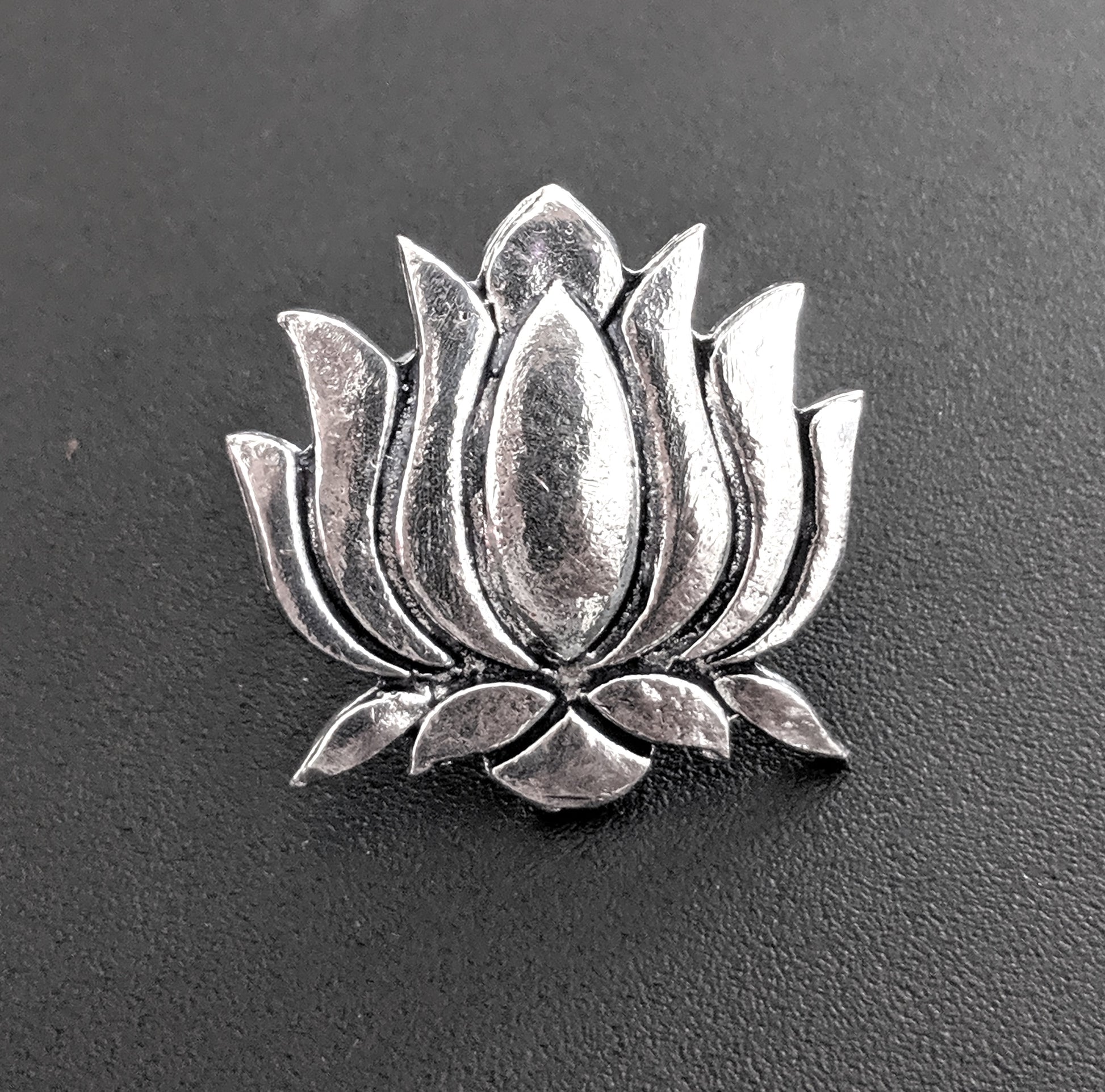 Oxidized XL Lotus flower Adjustable Finger ring - Simpliful