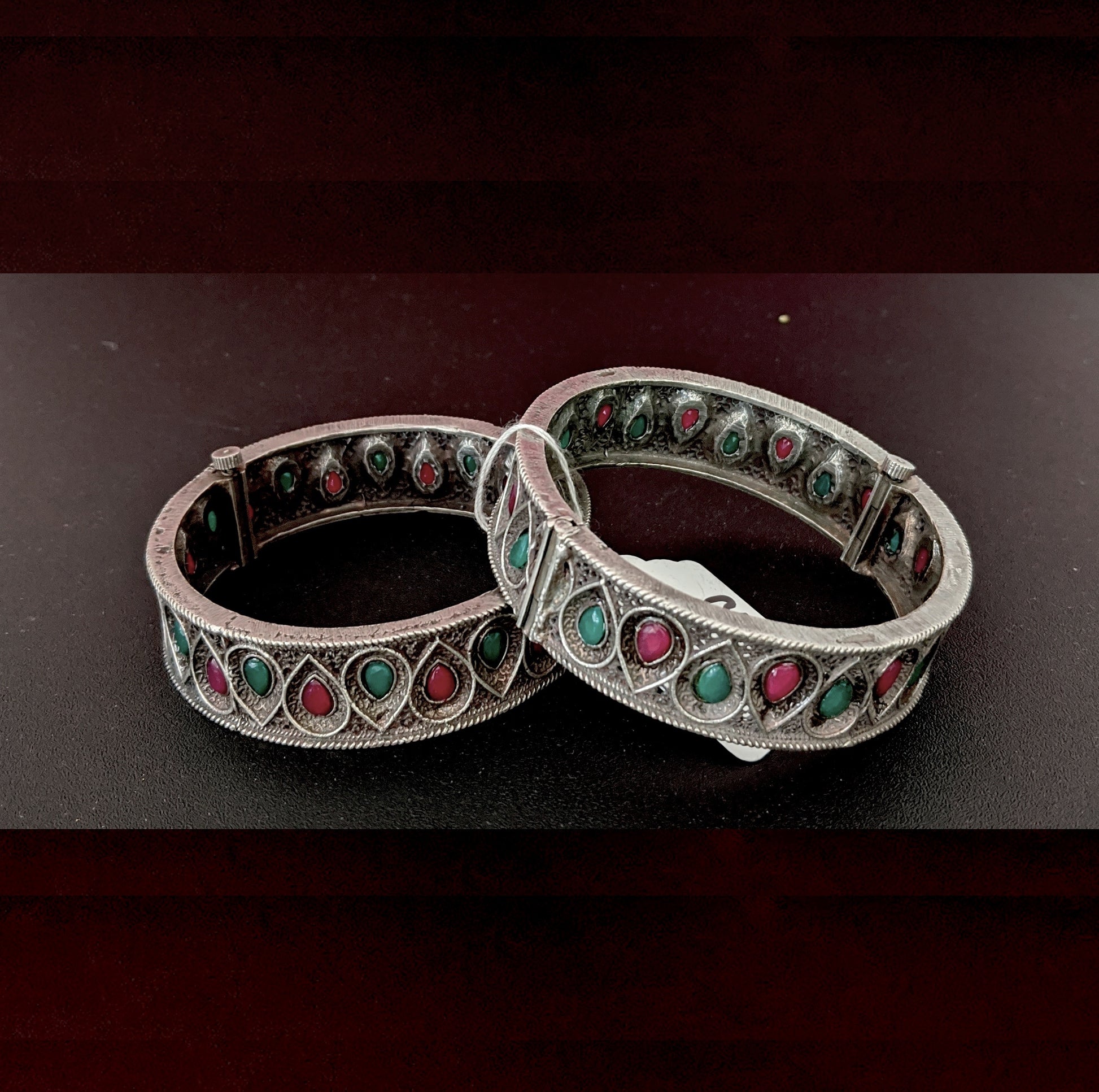 Black gun metal teardrop design broad openable bangles - Simpliful
