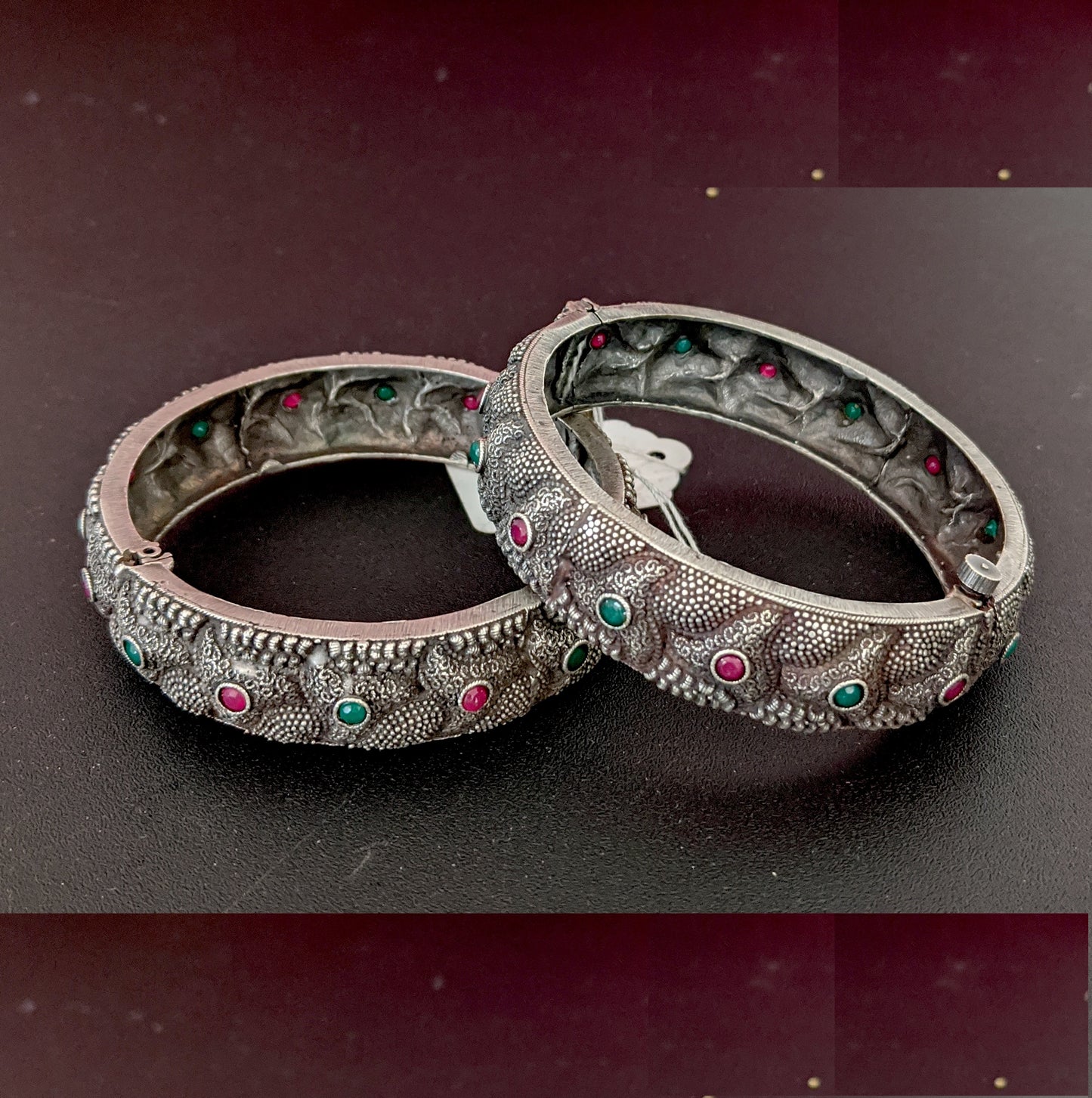 Black gun metal Fan design openable bangles - Simpliful