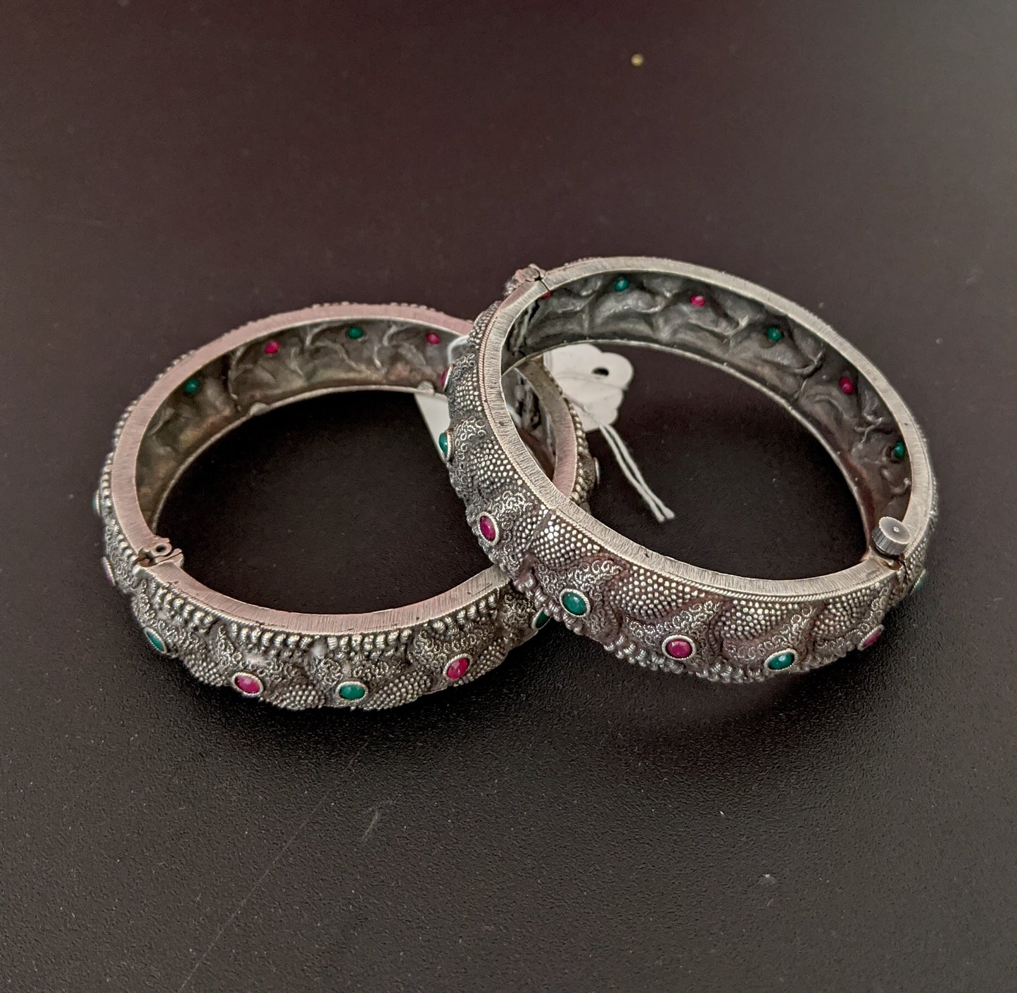 Black gun metal Fan design openable bangles - Simpliful