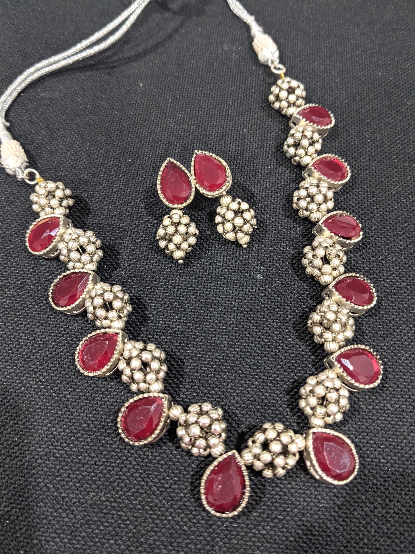 Polki charm silver plated Choker Necklace and Stud Earrings set
